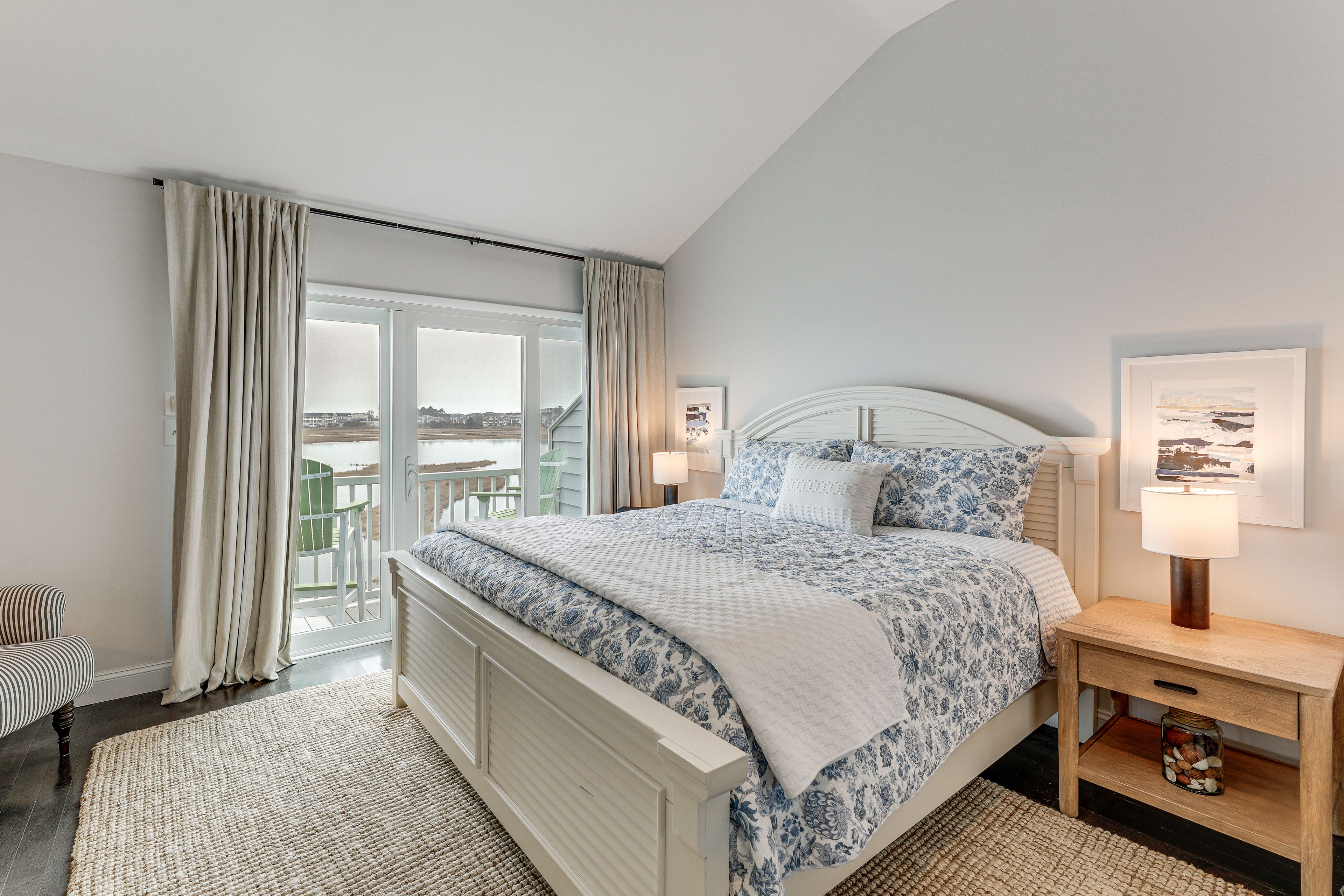 Bedroom 1 | King Bed | 3rd Floor