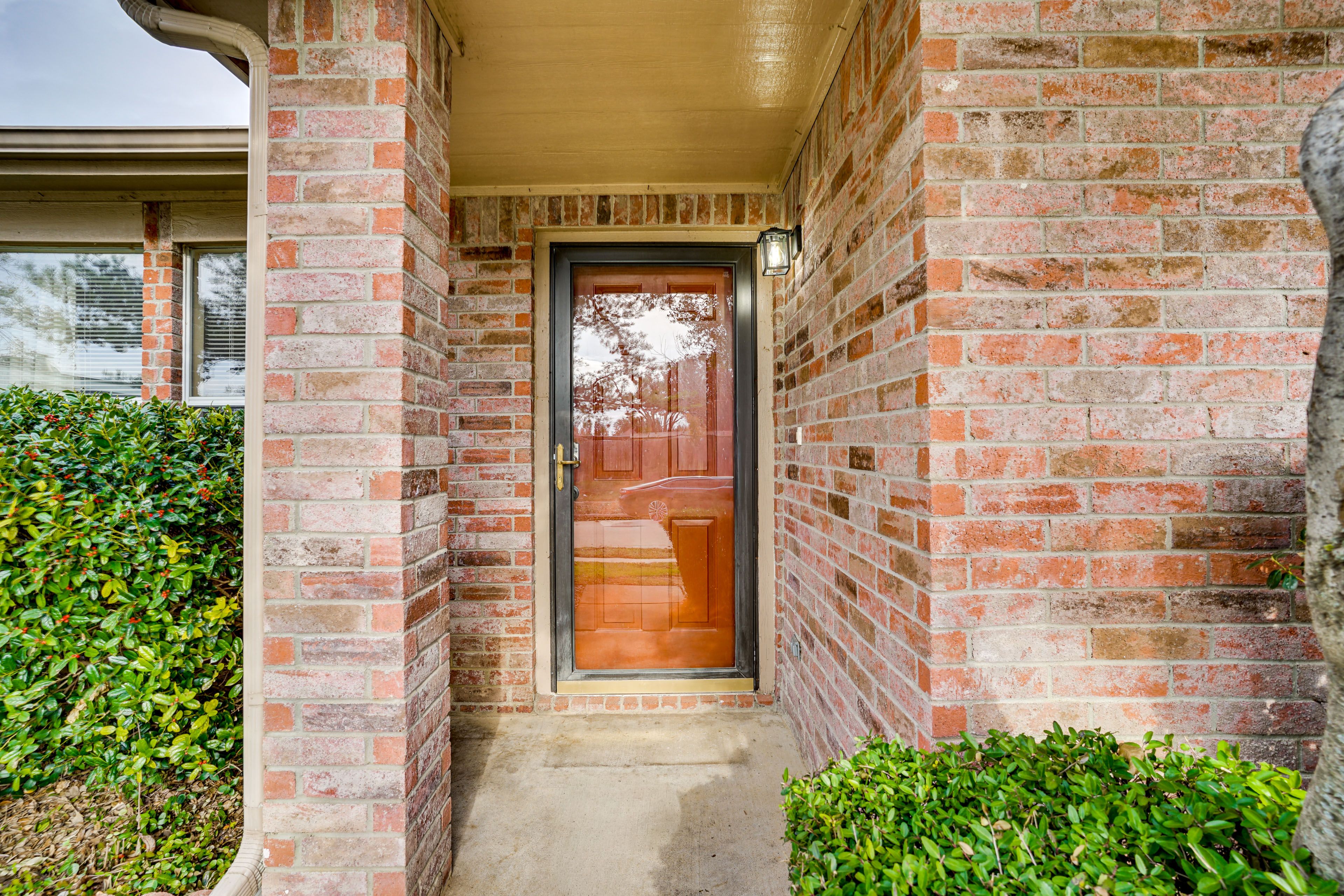 House Exterior | Keyless Entry