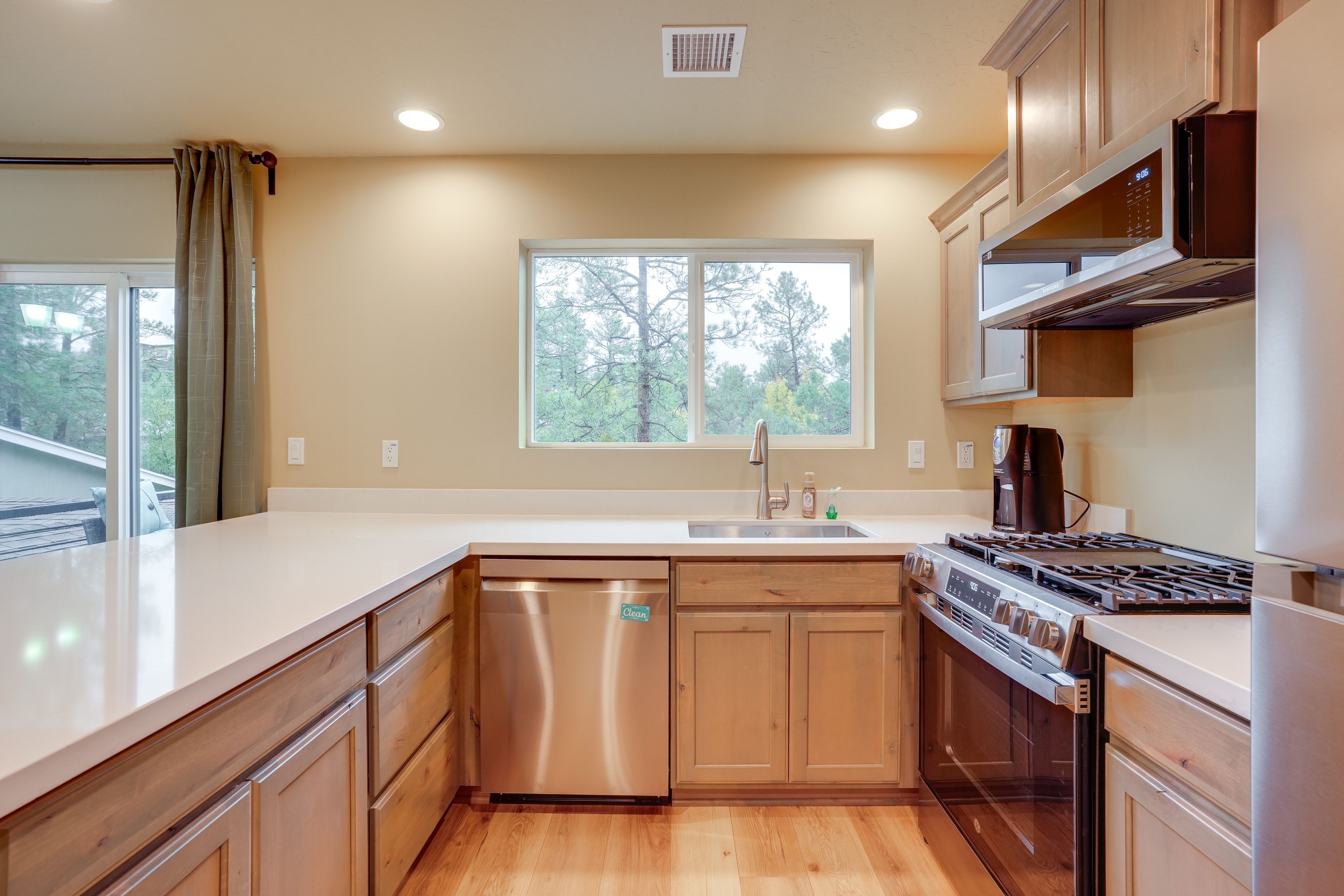 Kitchen | Drip Coffee Maker