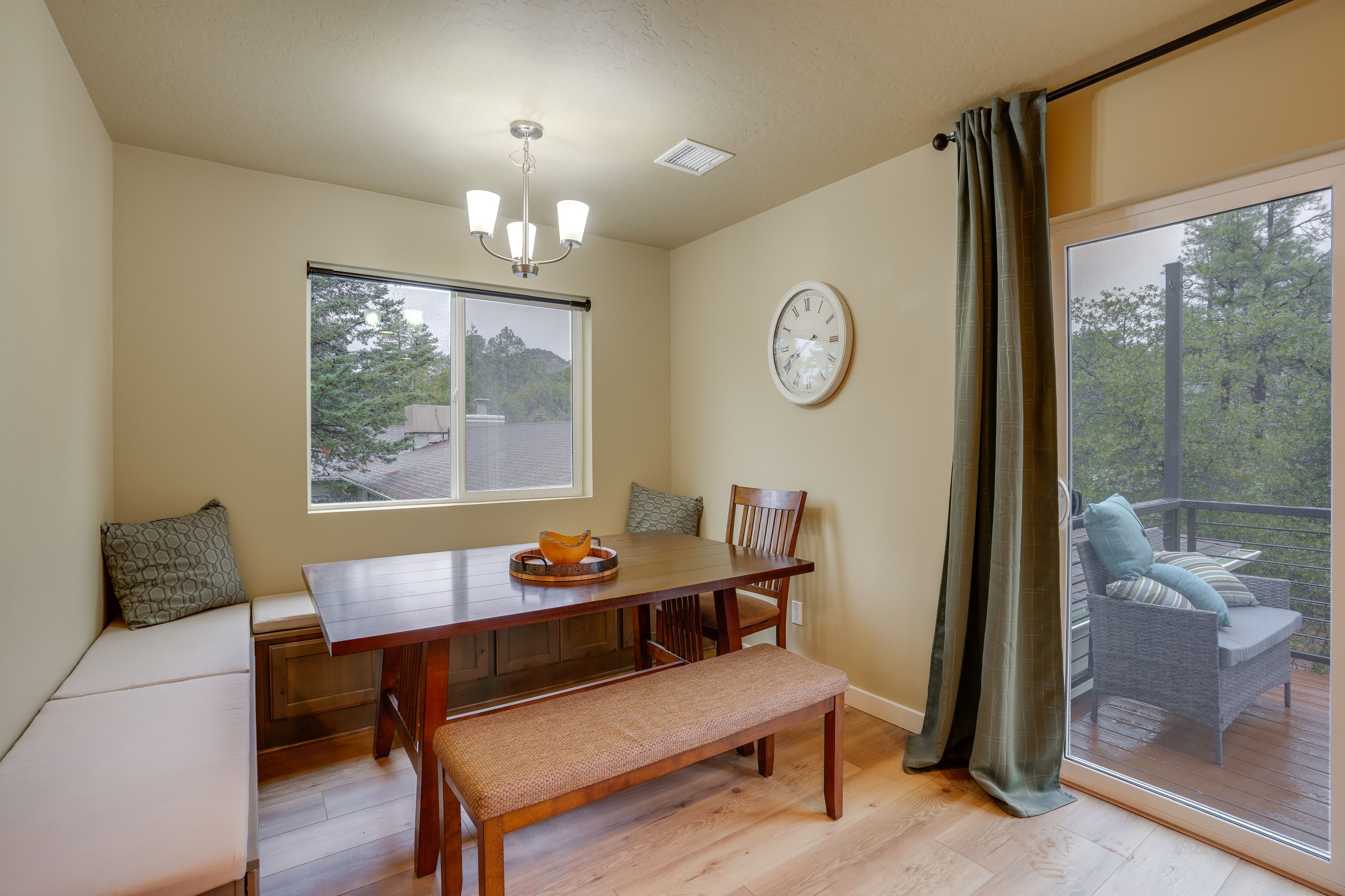 Banquette Dining Space