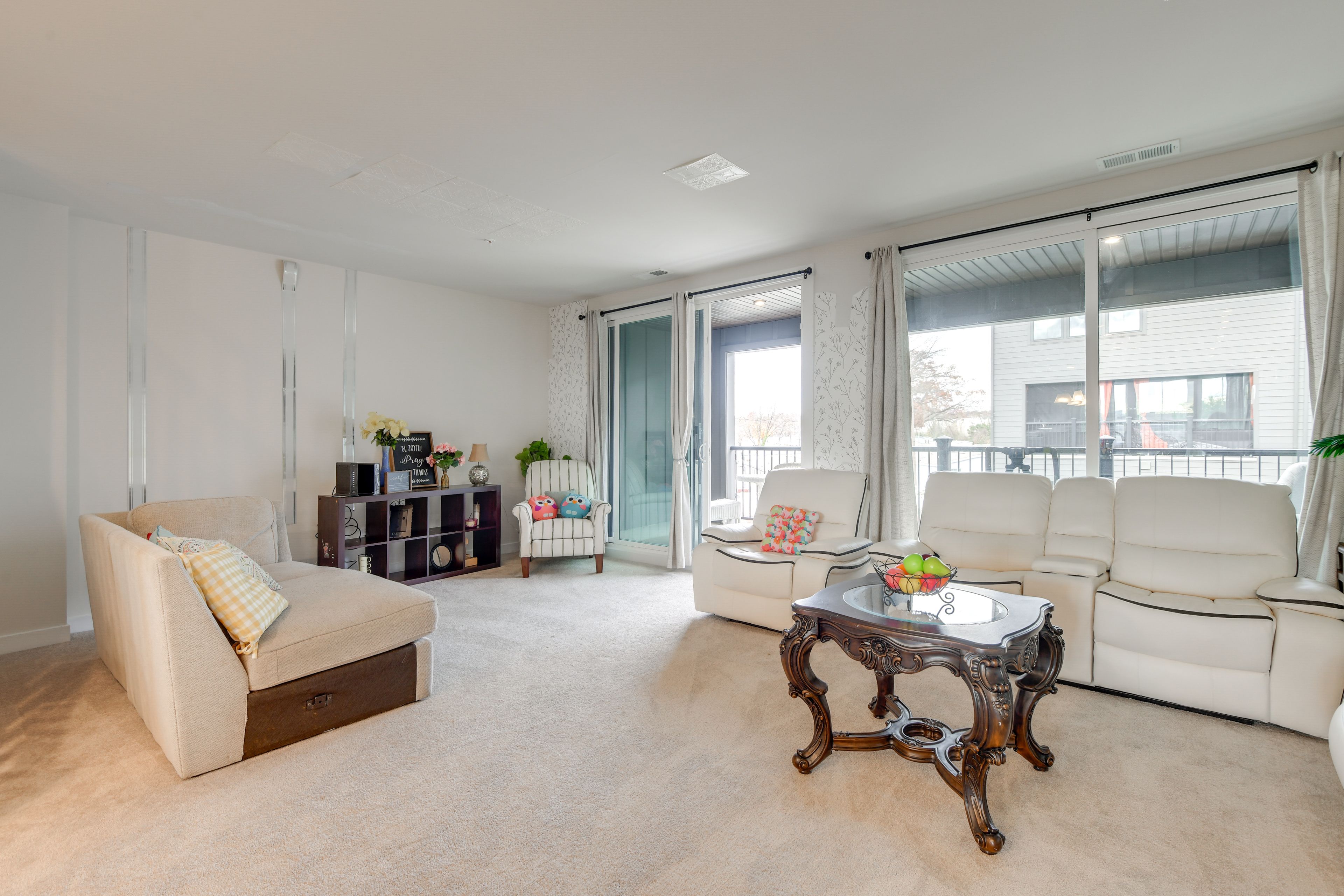 Laurel Vacation Rental | 3BR | 2.5BA | 2,100 Sq Ft | Stairs Required