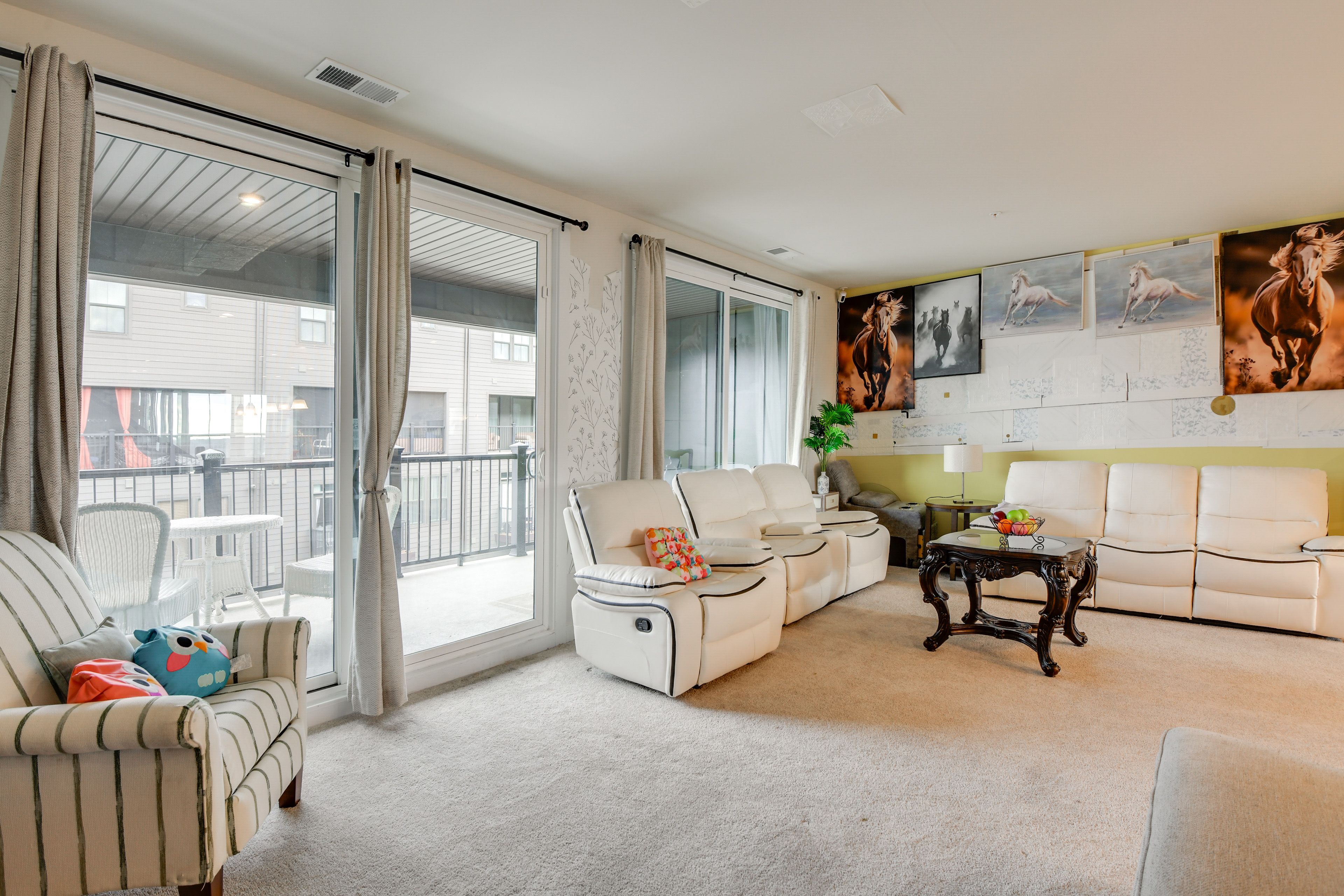 Living Room | Main Level