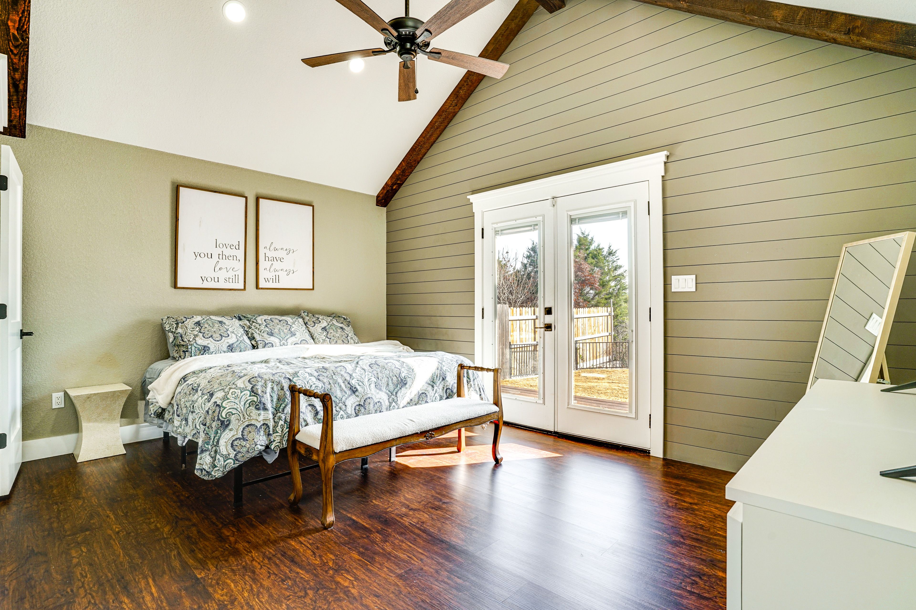 Bedroom 1 | King Bed | Linens Provided