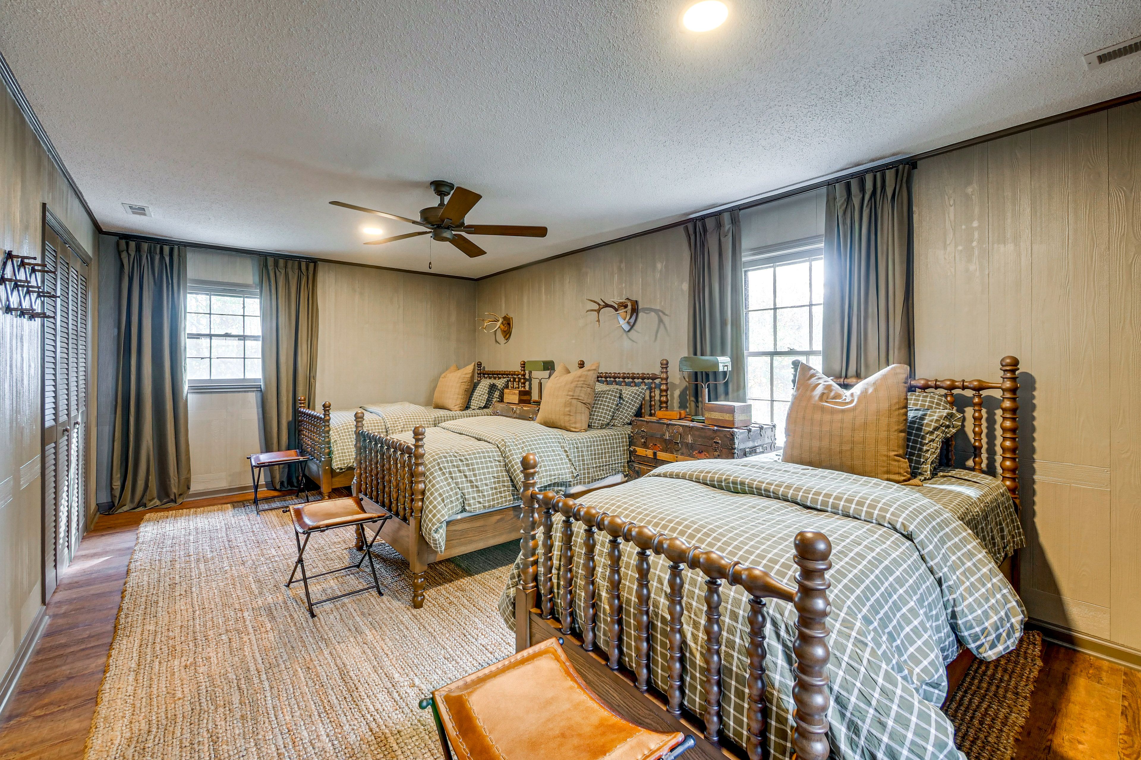 Bedroom 3 | 3 Twin Beds | 2nd Floor