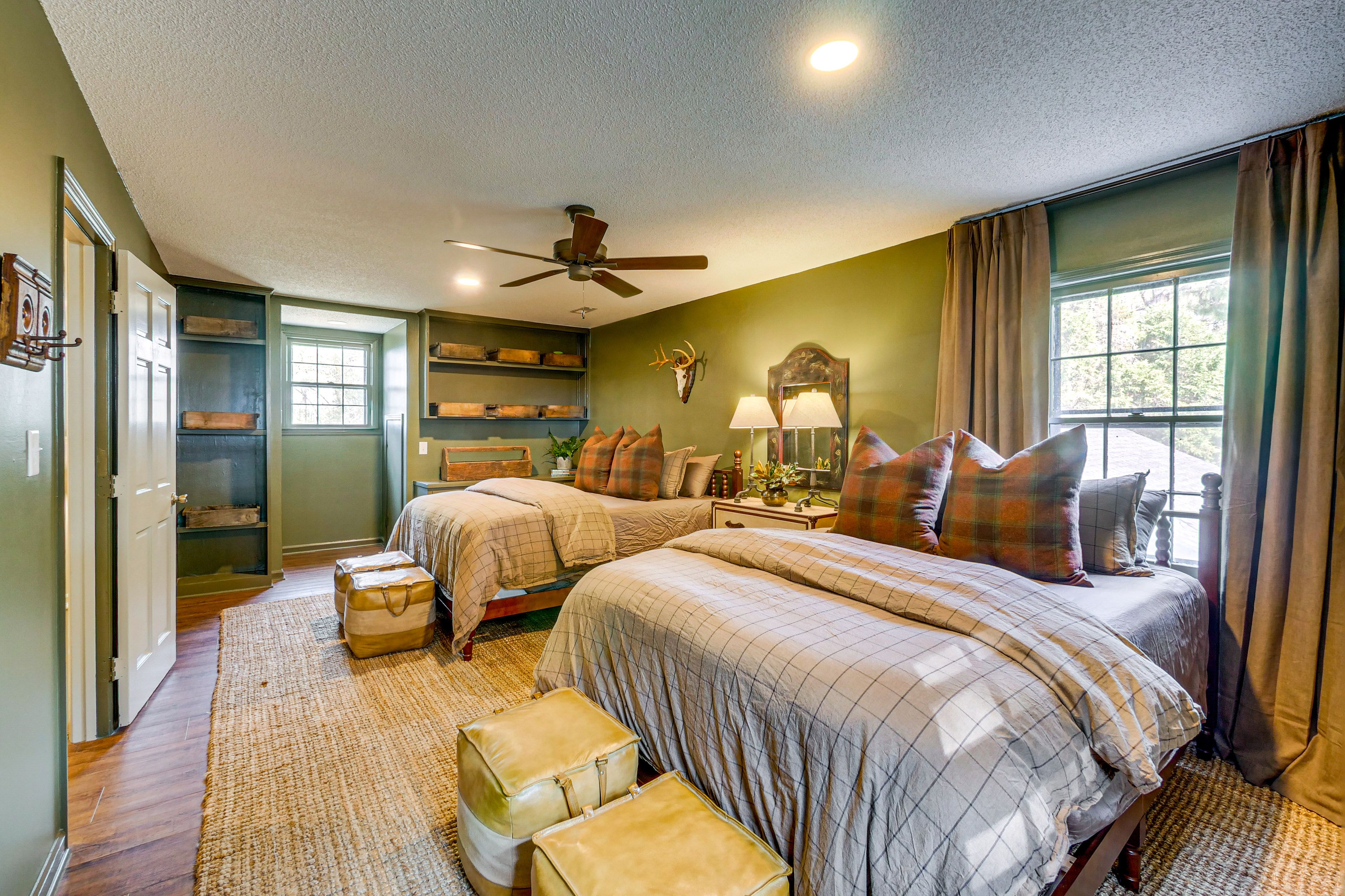 Bedroom 2 | 2 Queen Beds | 2nd Floor