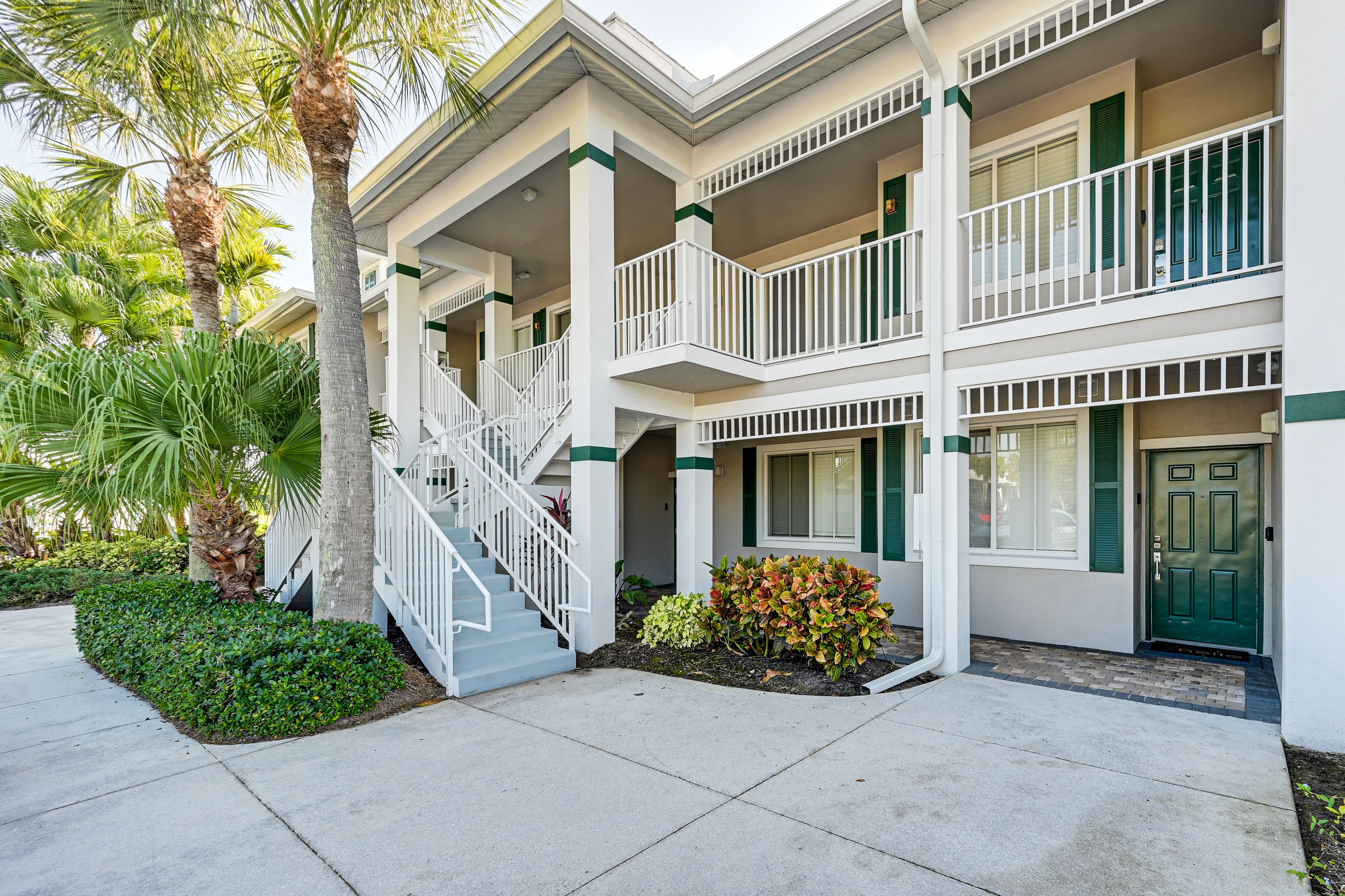 Parking | Community Lot (2 Vehicles)