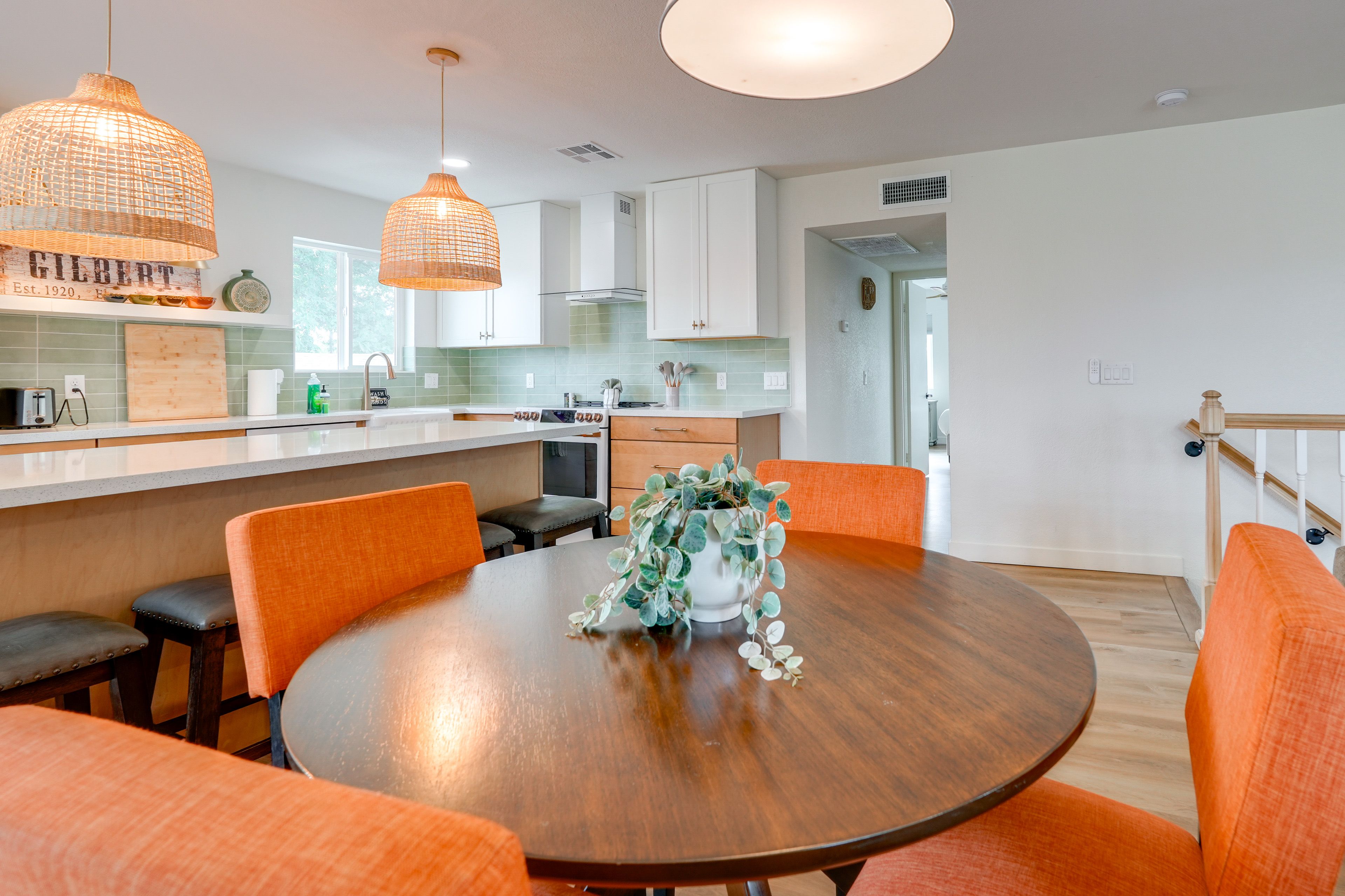 Dining Area | Main Level | Dishware/Flatware