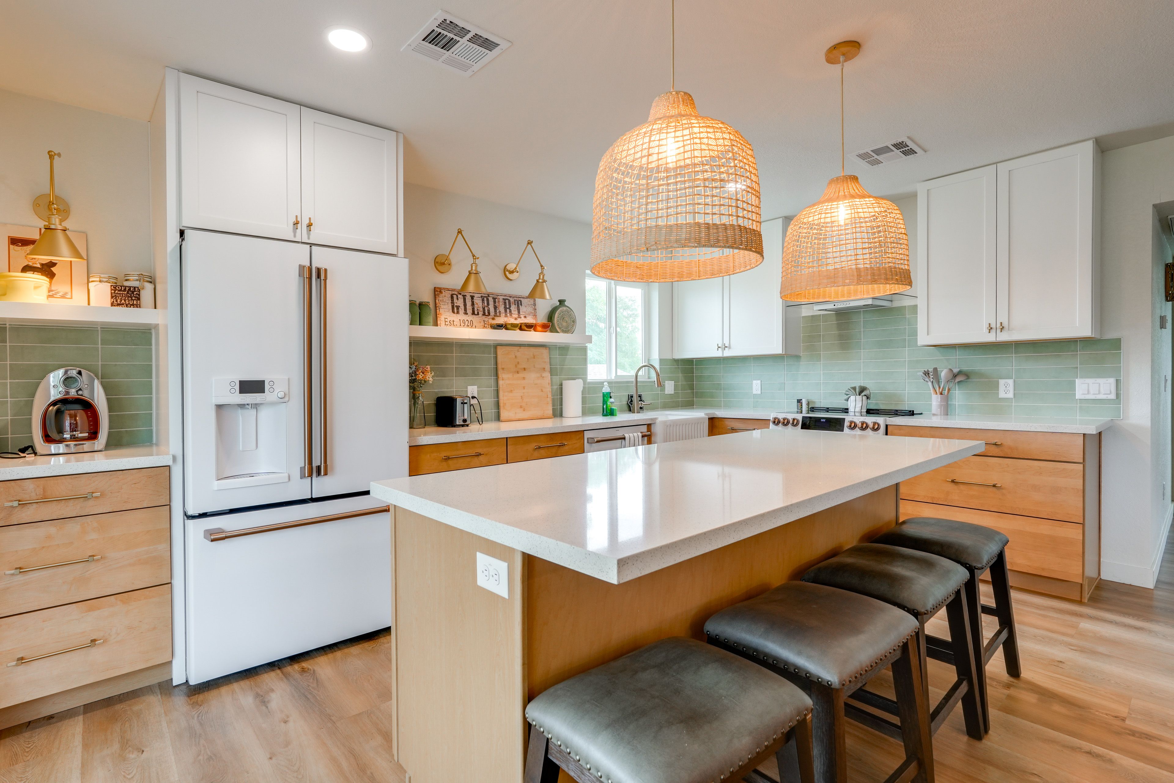 Multi-Level Home | 2 Fireplaces | Multiple Living Spaces