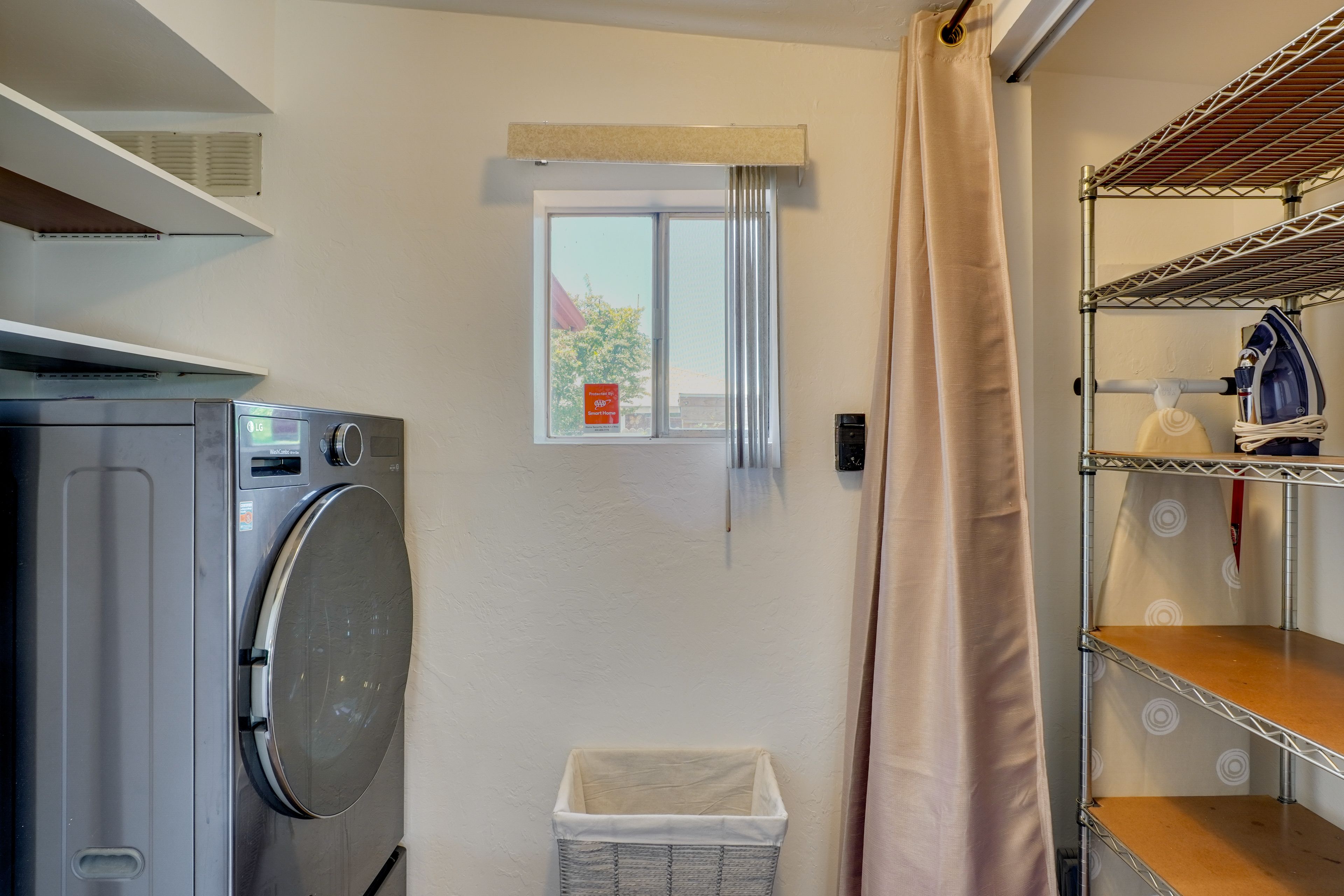 In-Unit Laundry