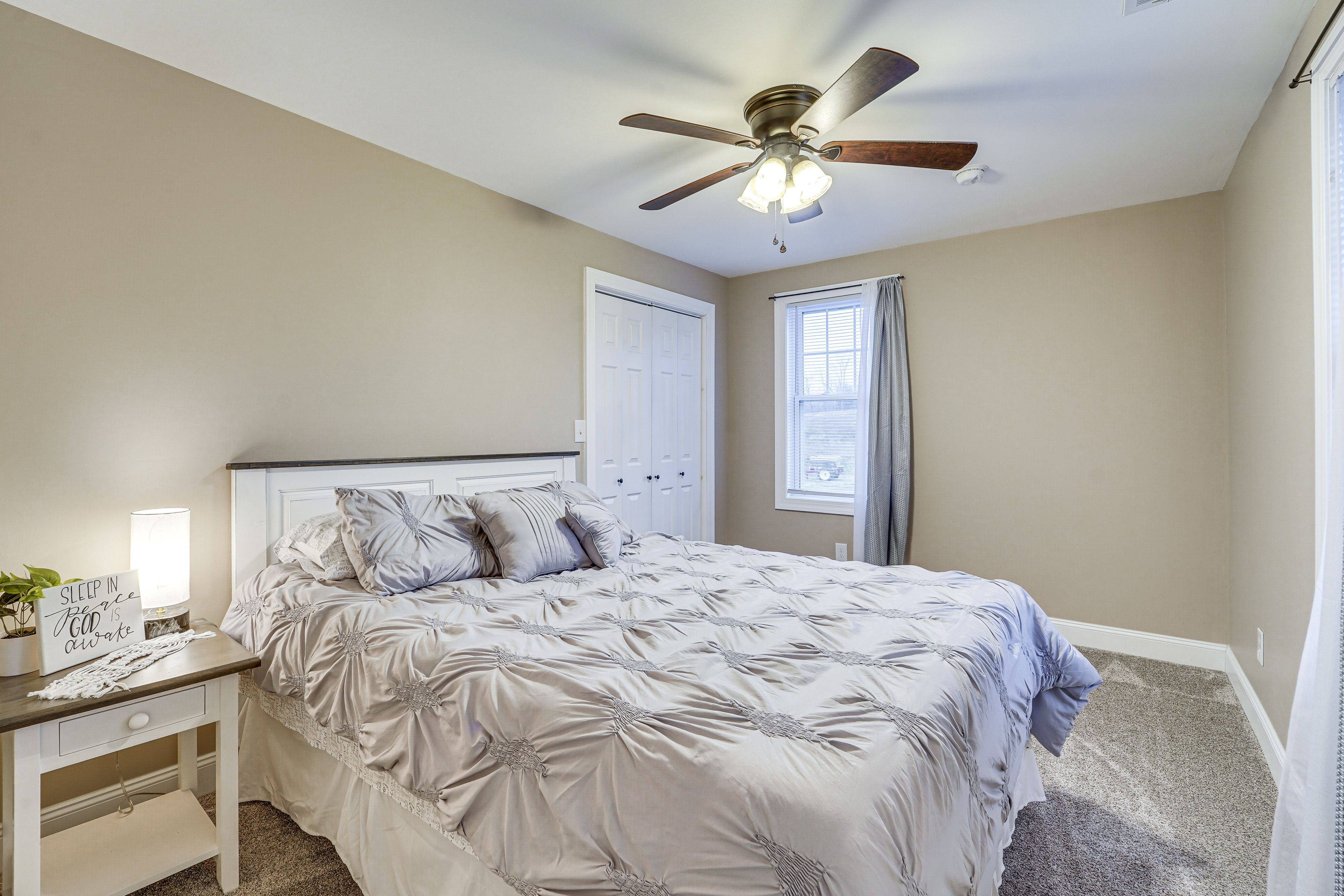 Bedroom 2 | Queen Bed | Upper Level