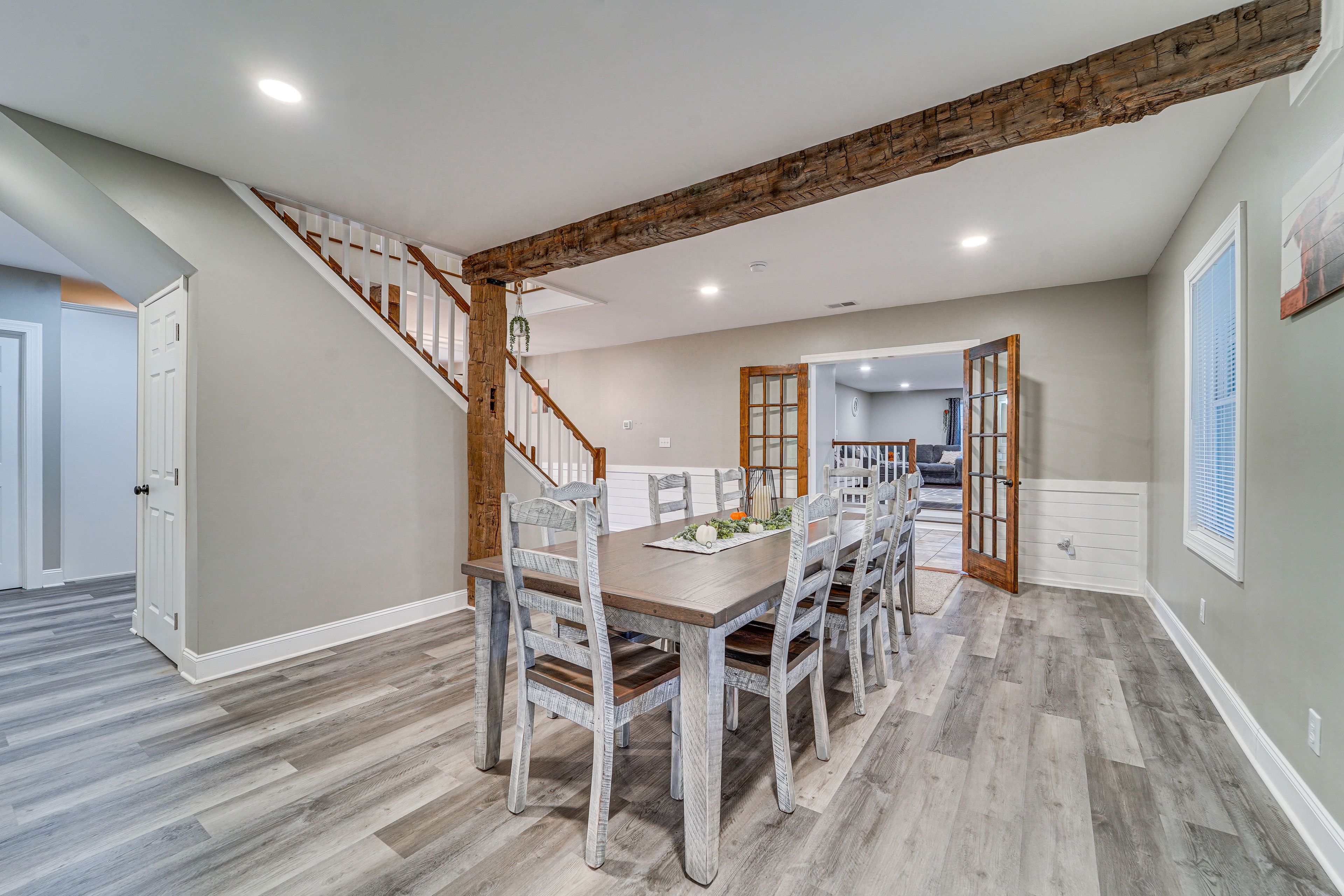 Dining Area | Dishware/Flatware Provided | Main Level