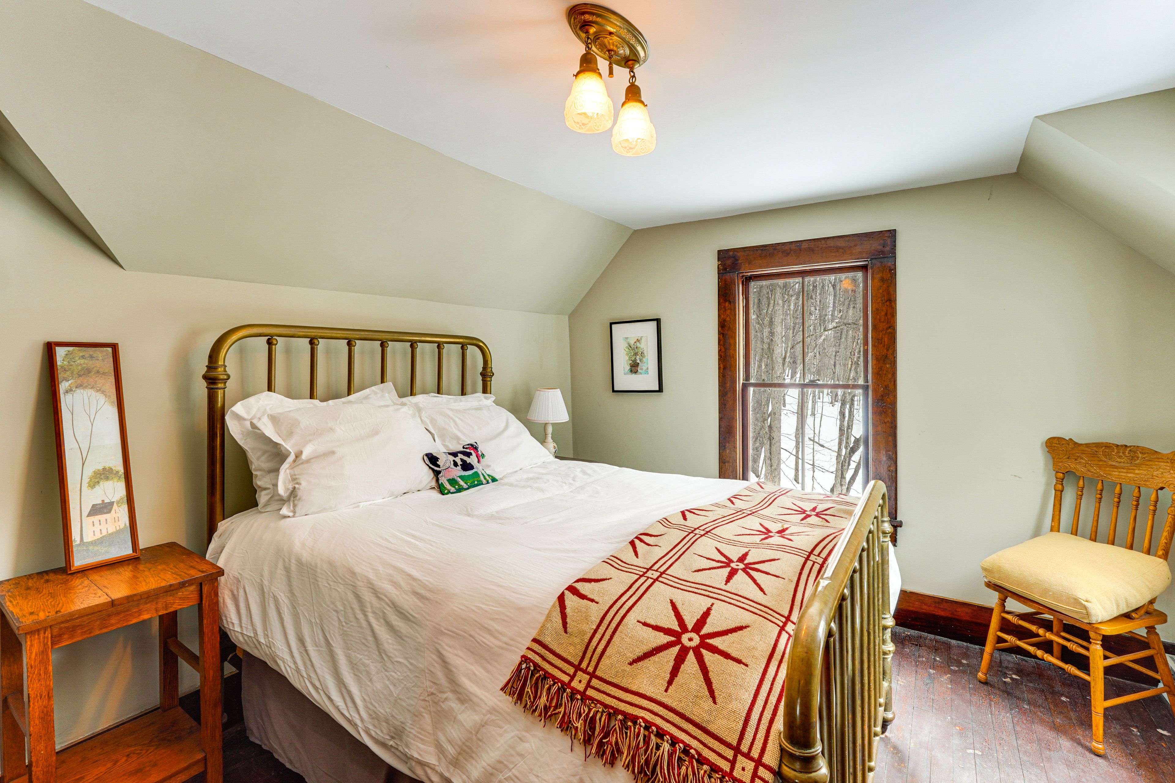 Bedroom 2 | Full Bed | 2nd Floor