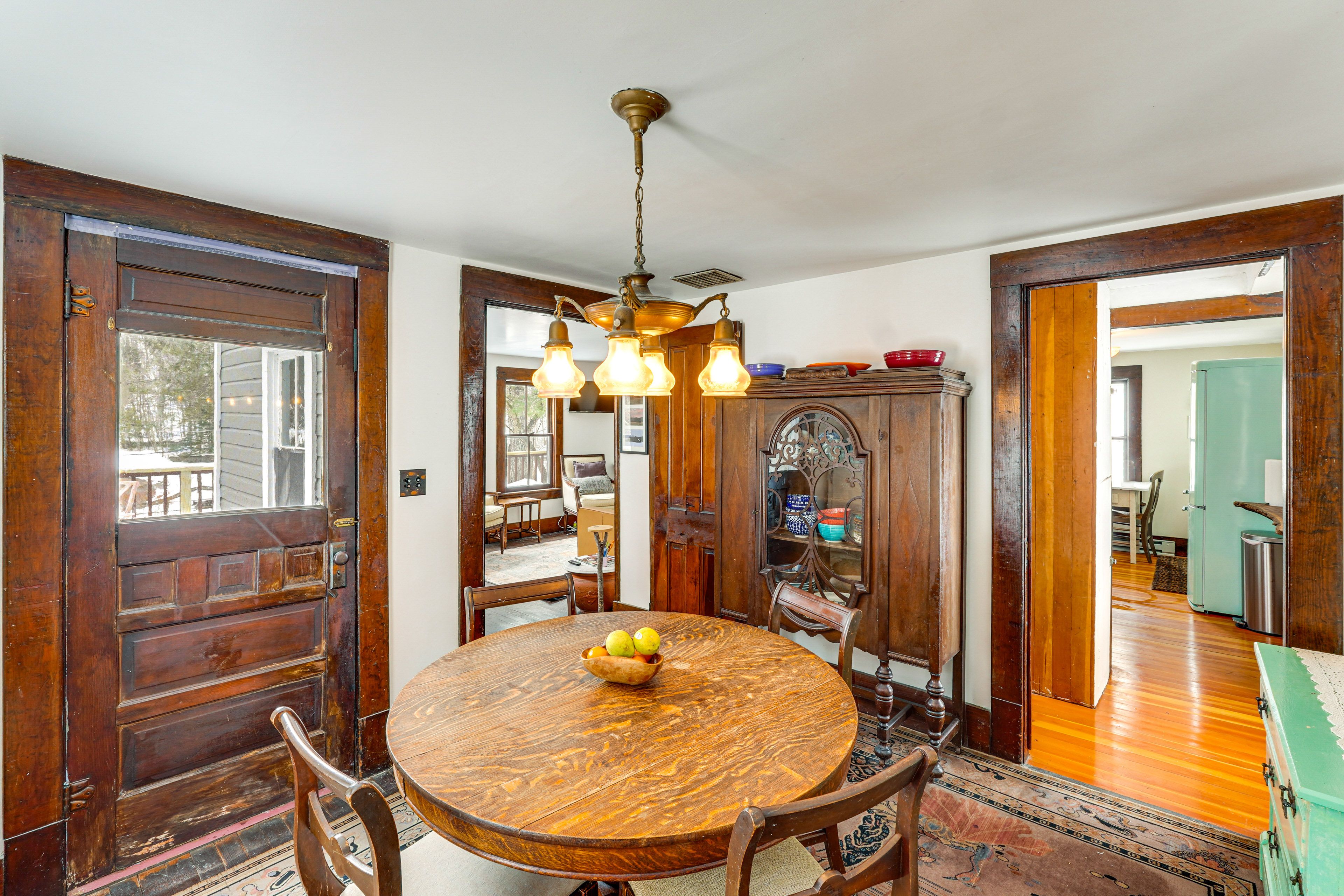 Dining Area | 1st Floor