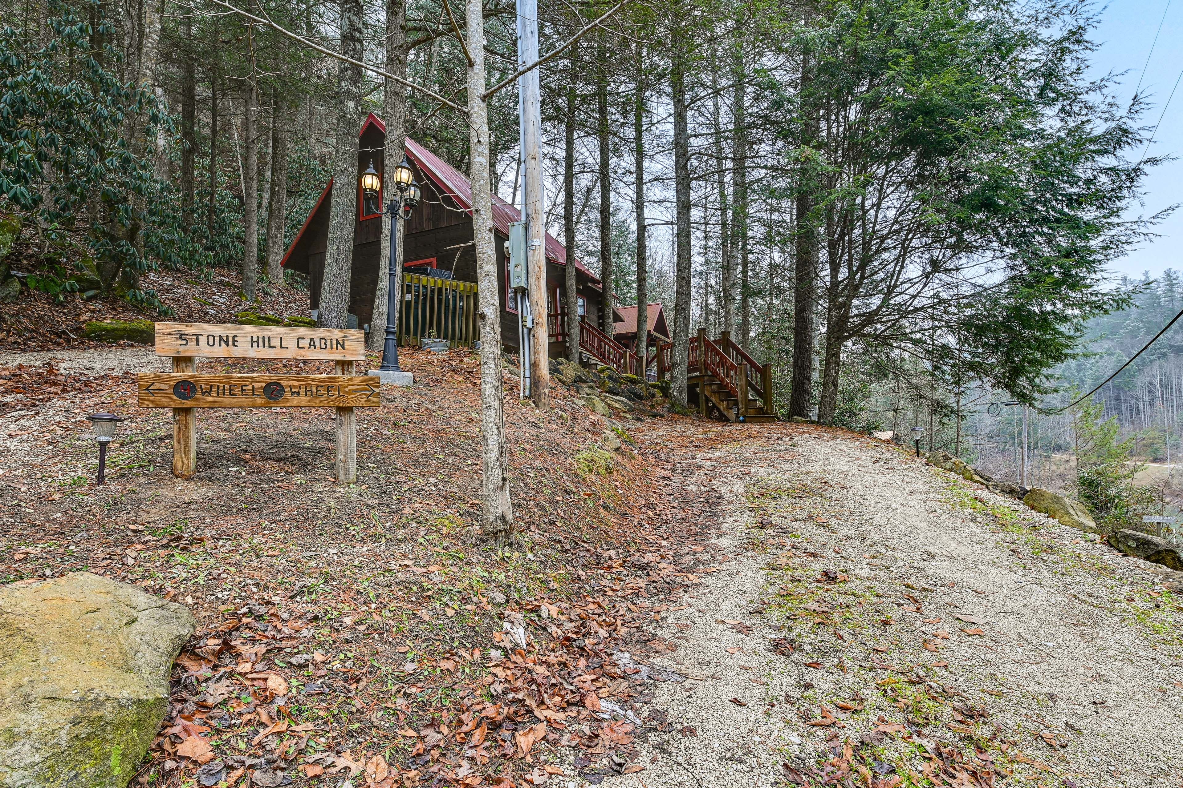 Parking | Driveway (3 Vehicles)