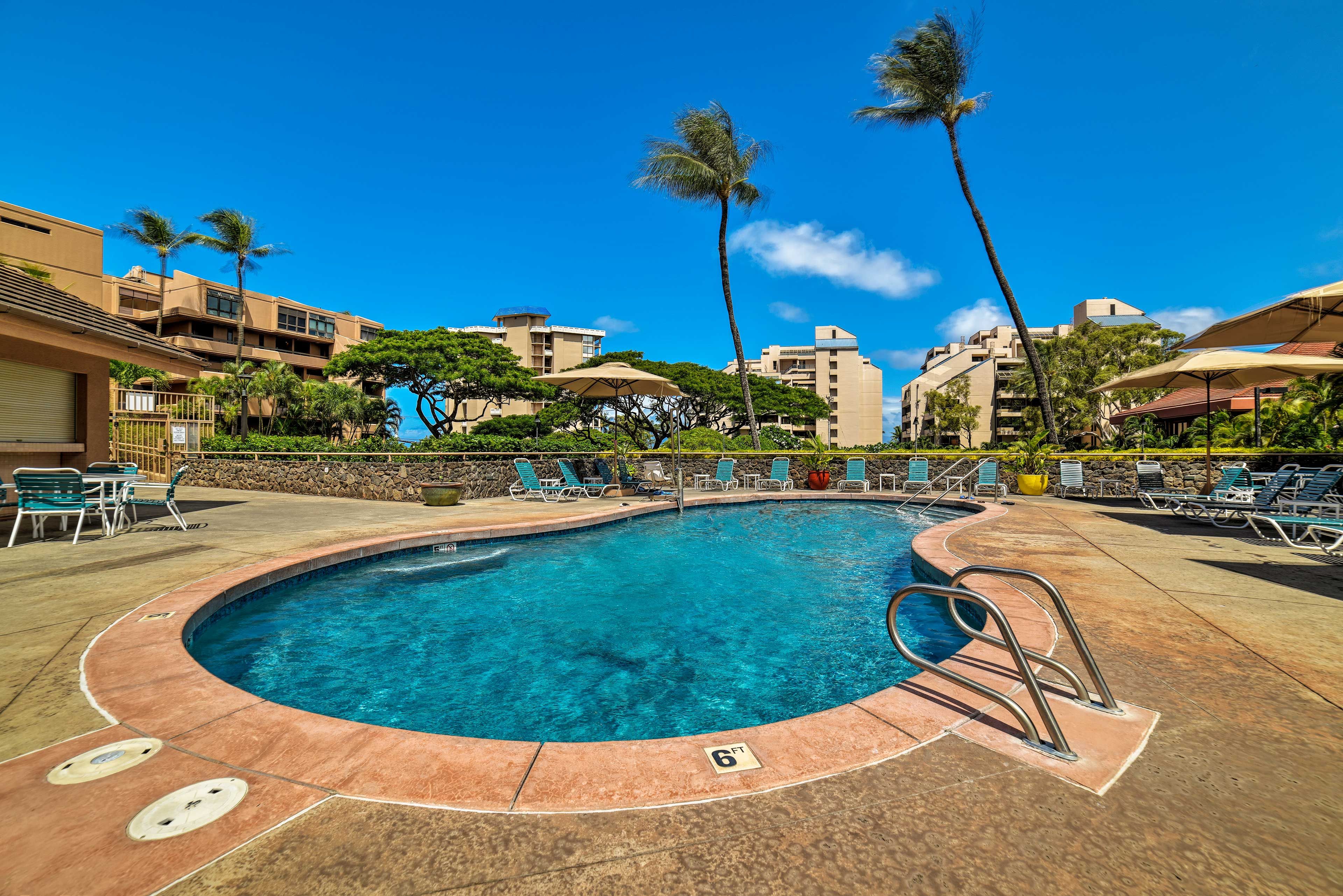 Kahana Villas Community | Pool & Hot Tub | Fitness Center