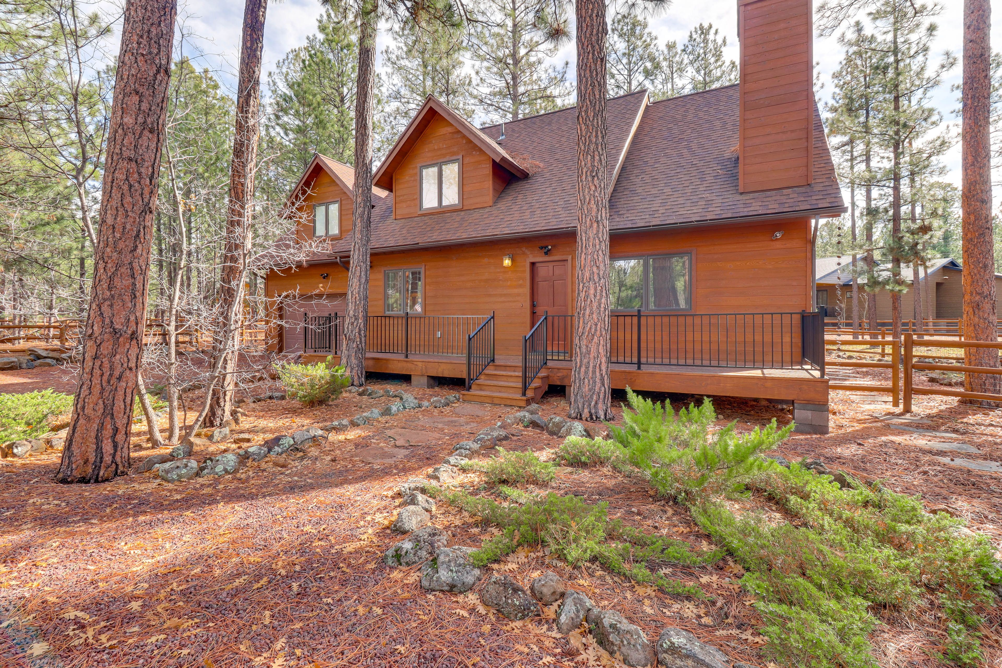 Pinetop Country Club Vacation Rental | 4BR | 2.5BA | 5 Steps to Enter