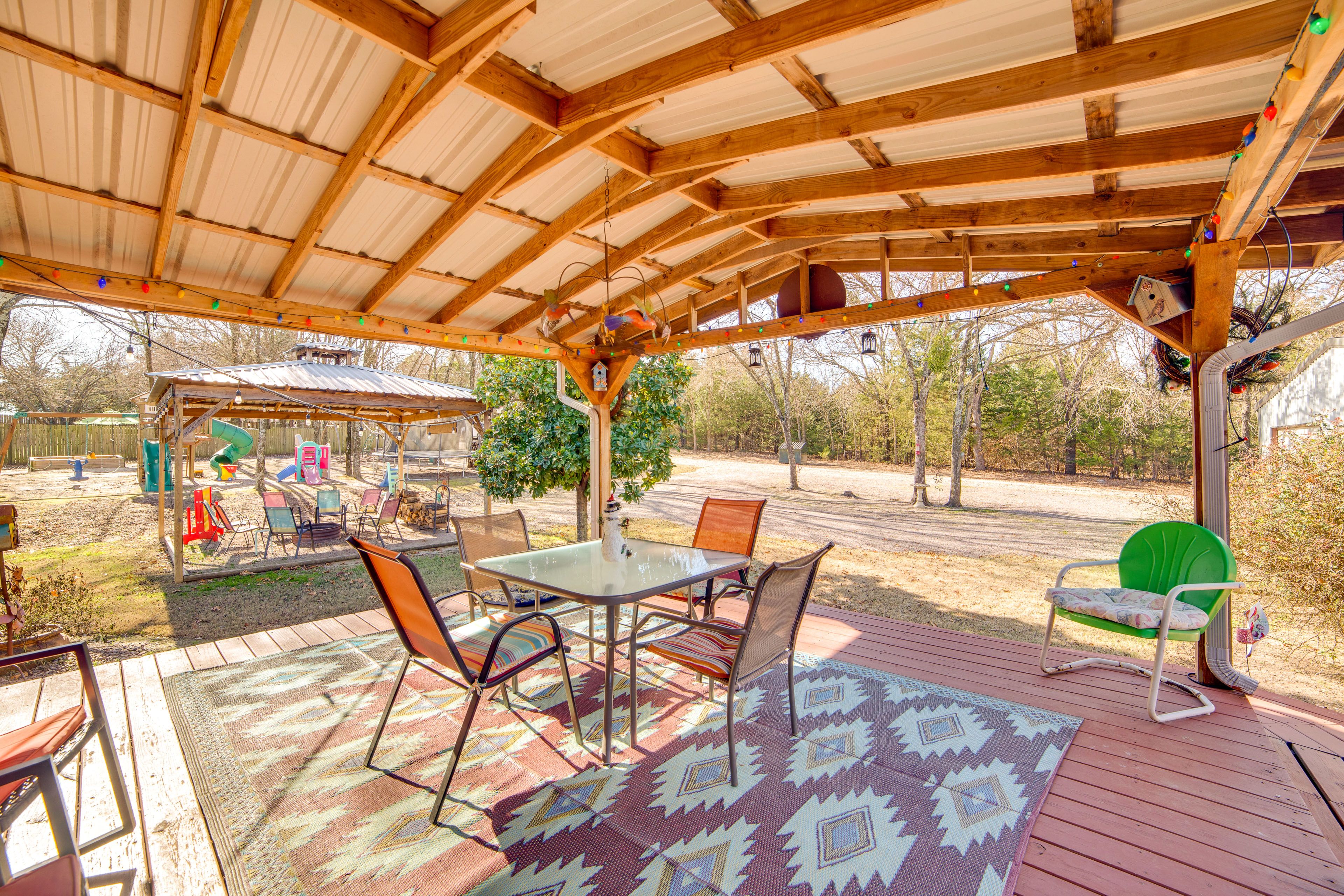 Furnished & Covered Decks | Picnic Tables | Wood-Burning Fire Pit