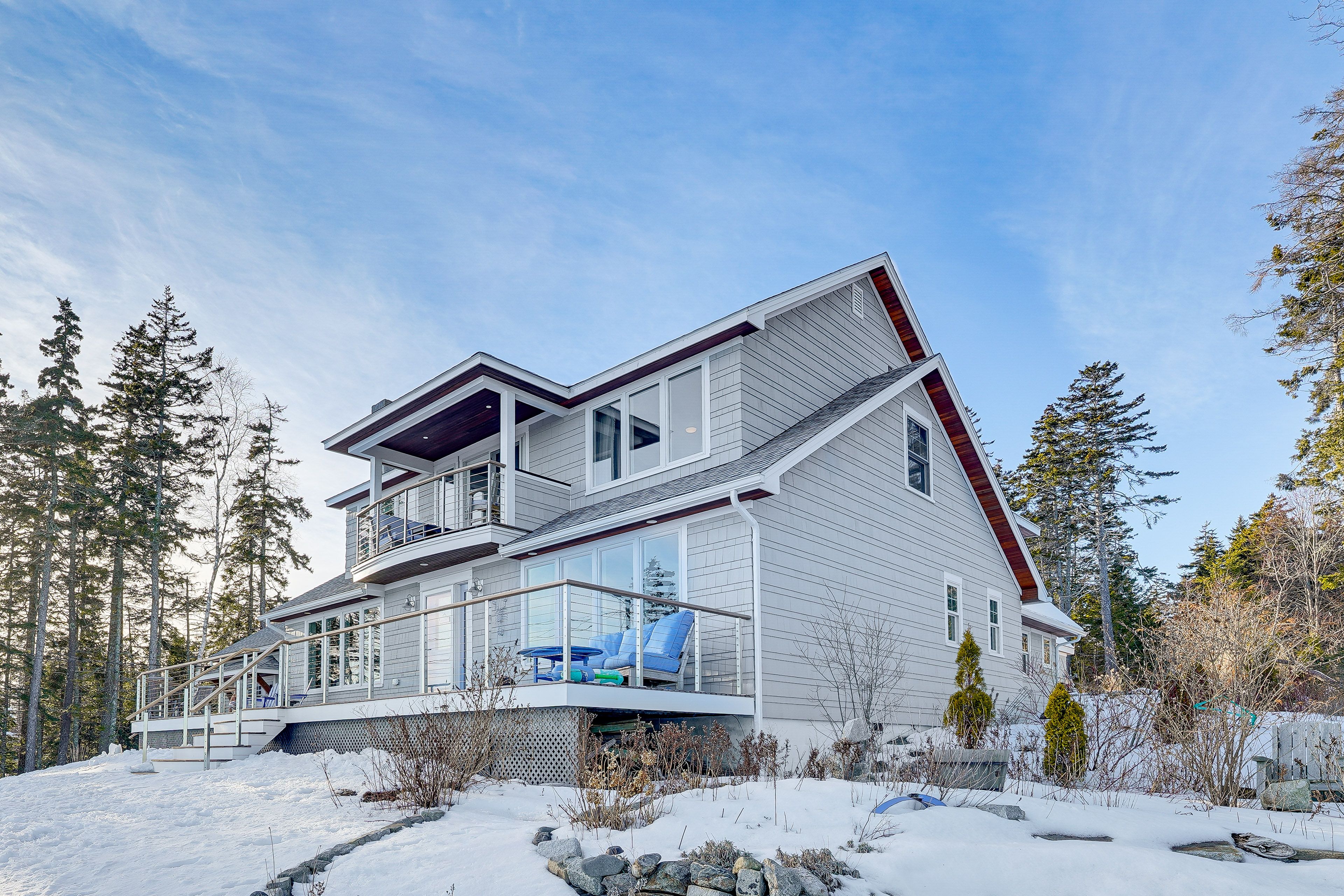 Exterior | 2-Story House | Walking Distance to Marshall Point Lighthouse