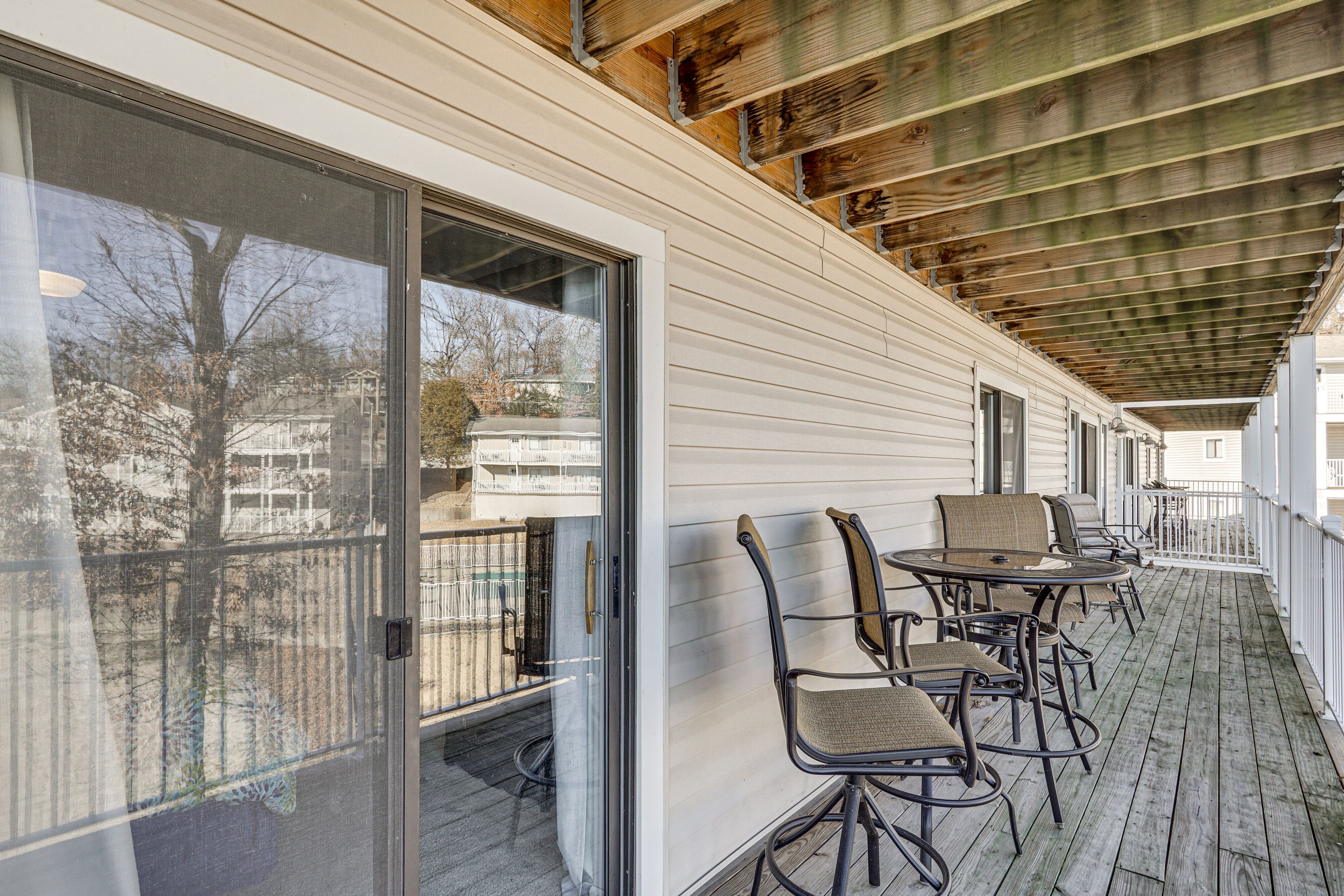 Private Balcony | Outdoor Dining