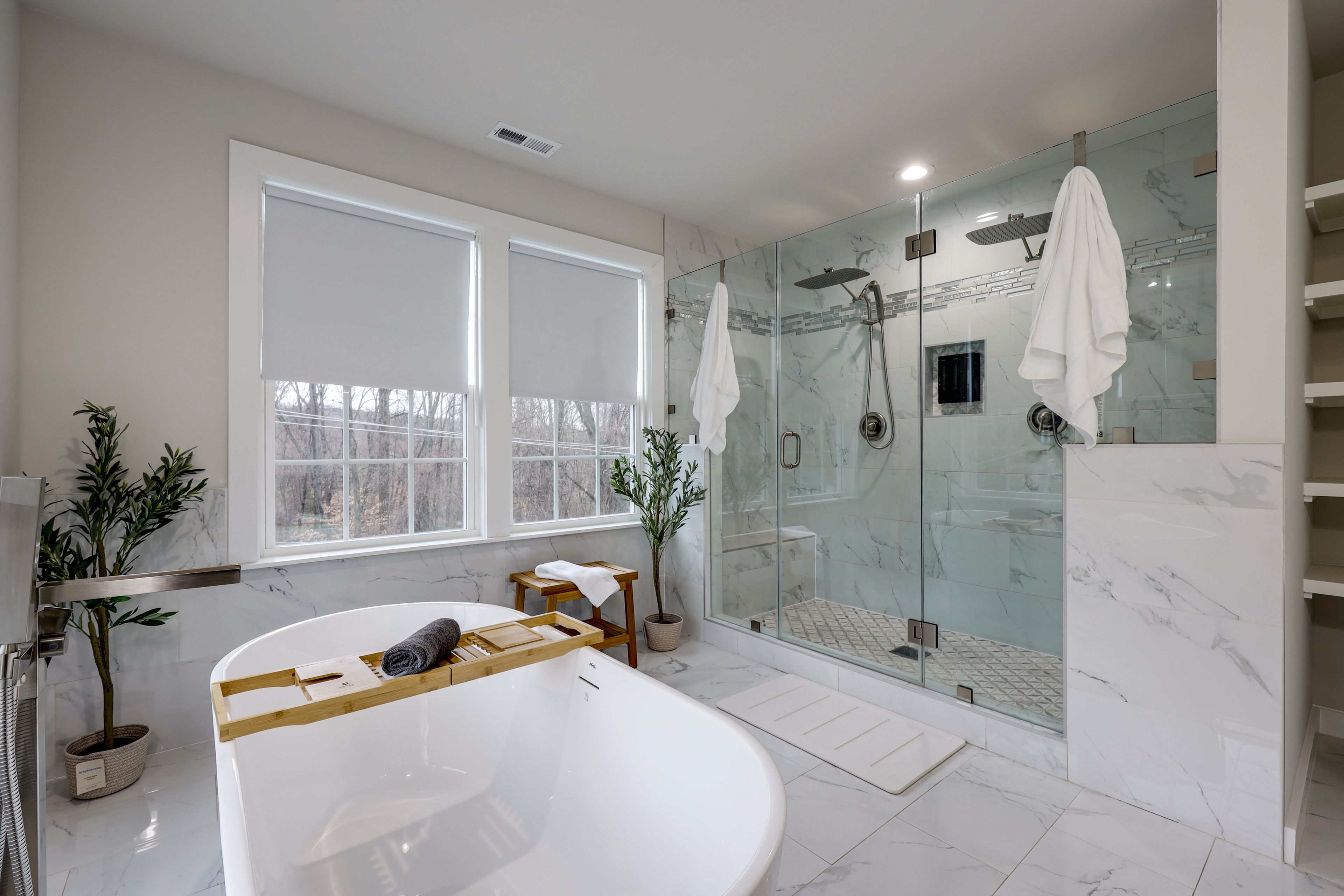 En-Suite Bathroom | 2nd Floor | Towels Provided