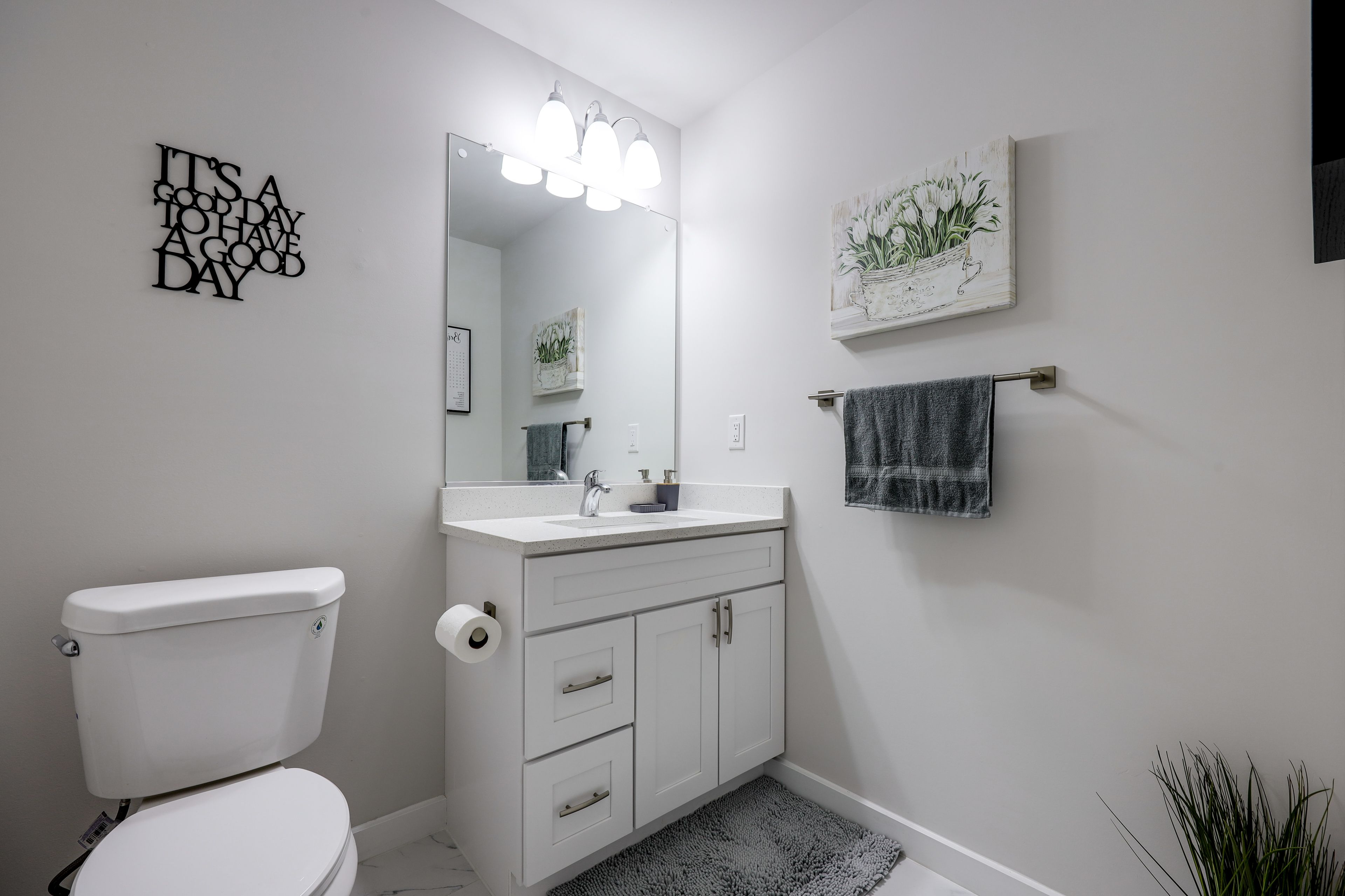 Half Bathroom | 2nd Floor