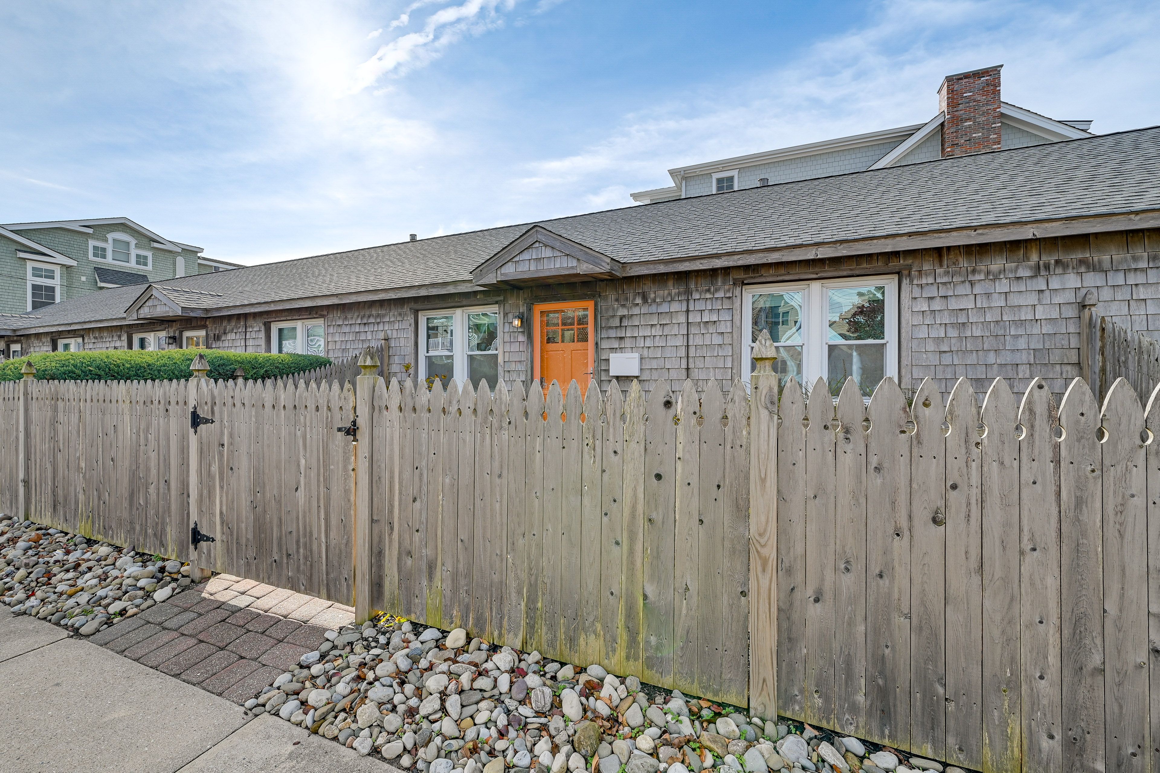 Parking | Free Street Parking (First-Come, First-Served)