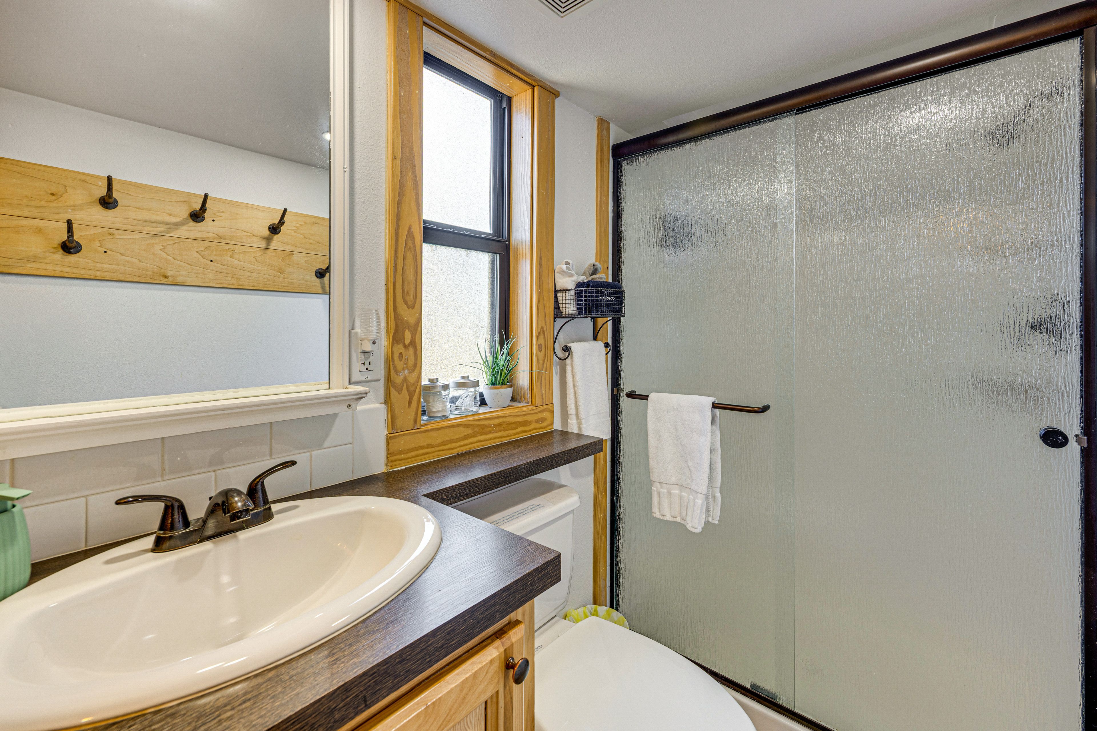 Bathroom | Towels Provided | 1st Floor