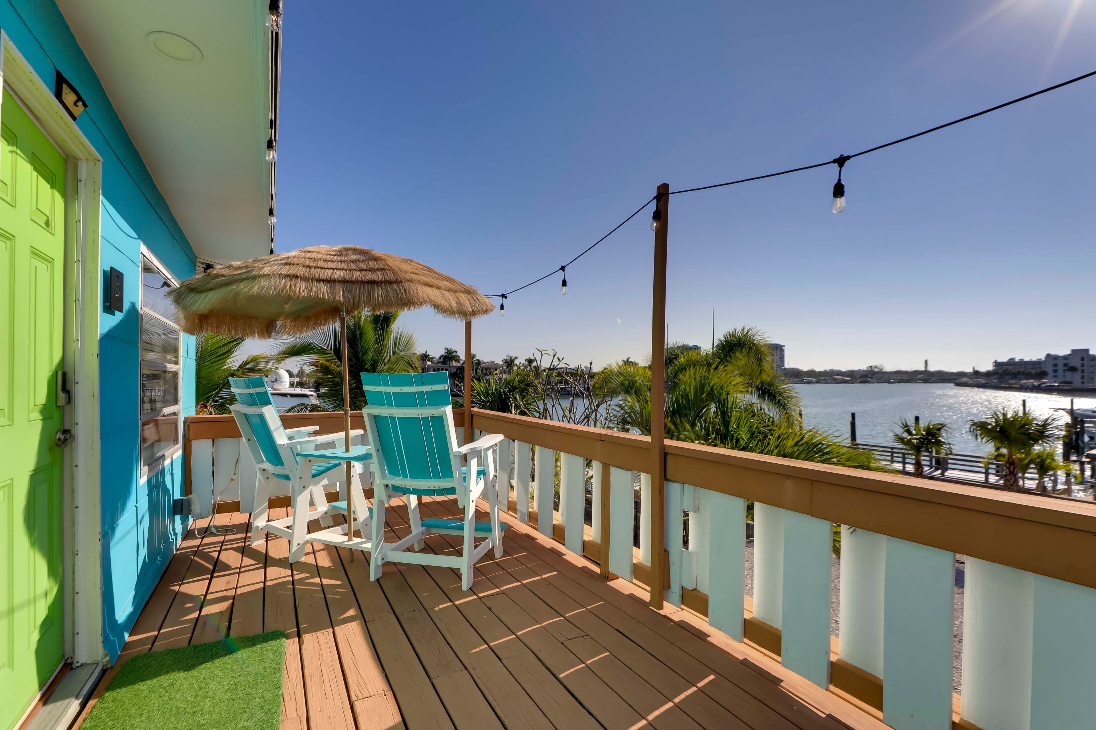 Treasure Island Vacation Rental | 2BR | 1BA | 1,000 Sq Ft | Stairs Required