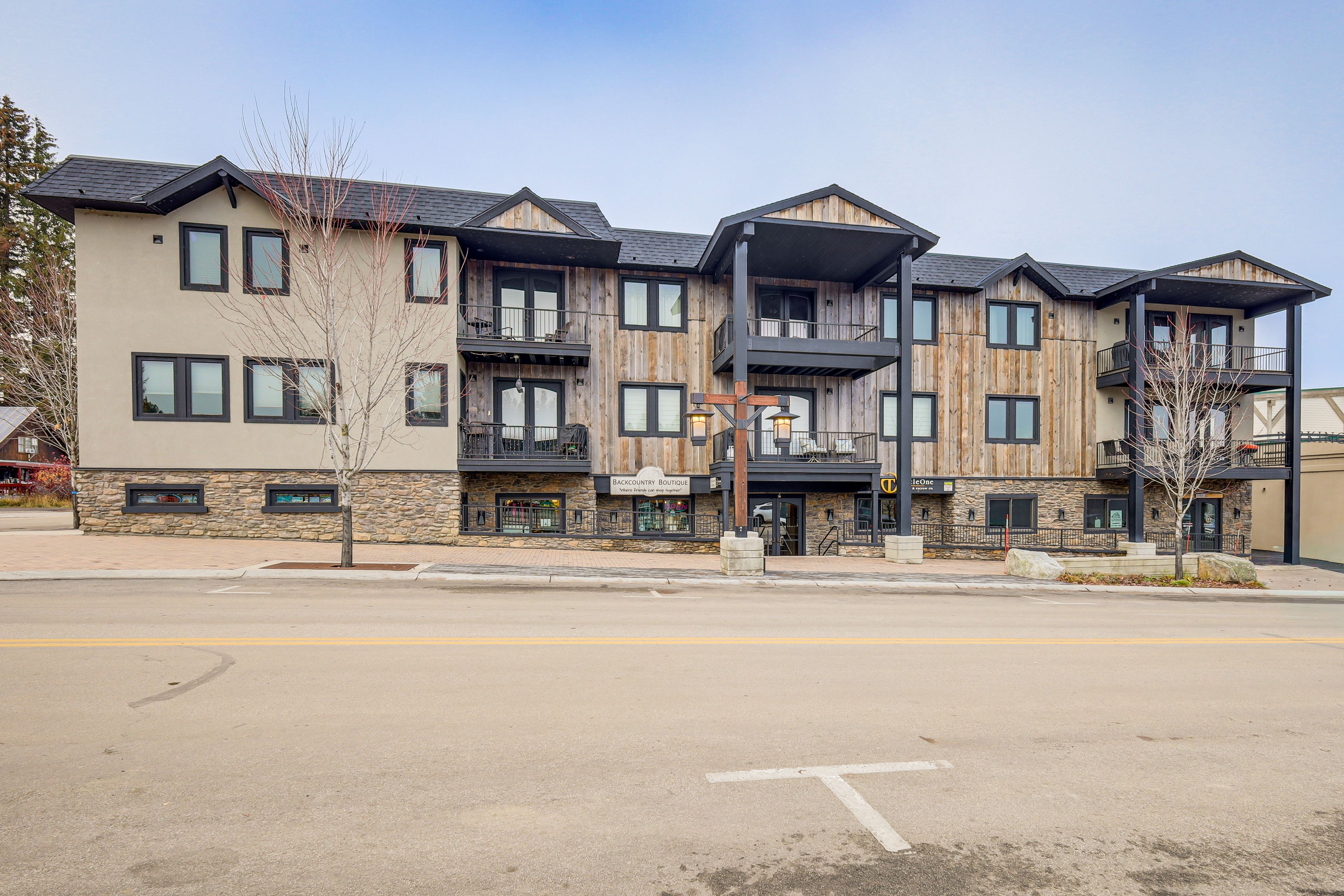 Parking | Community Garage (2 Vehicles) | Street