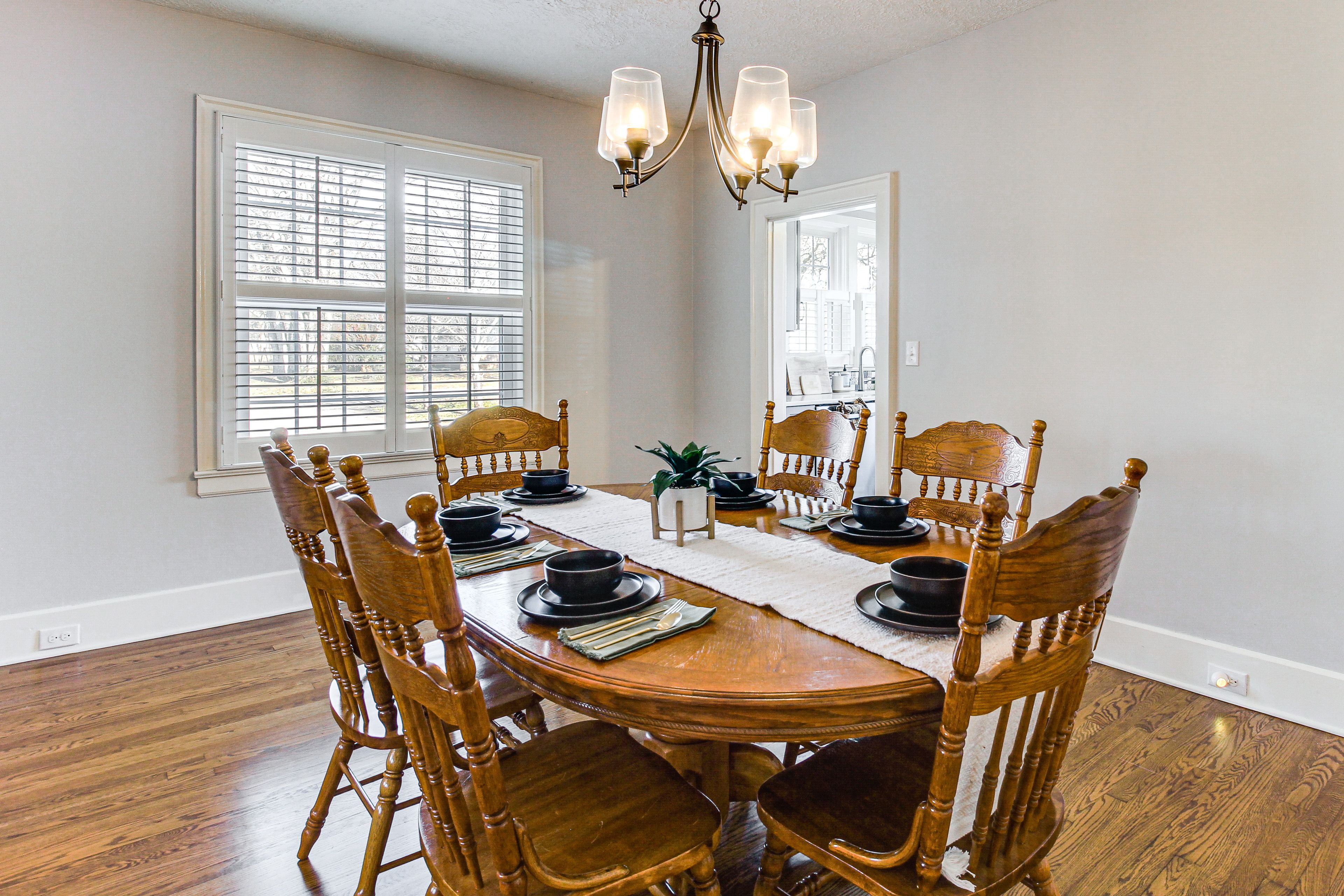 Dining Room | 1st Floor | Dishware/Flatware