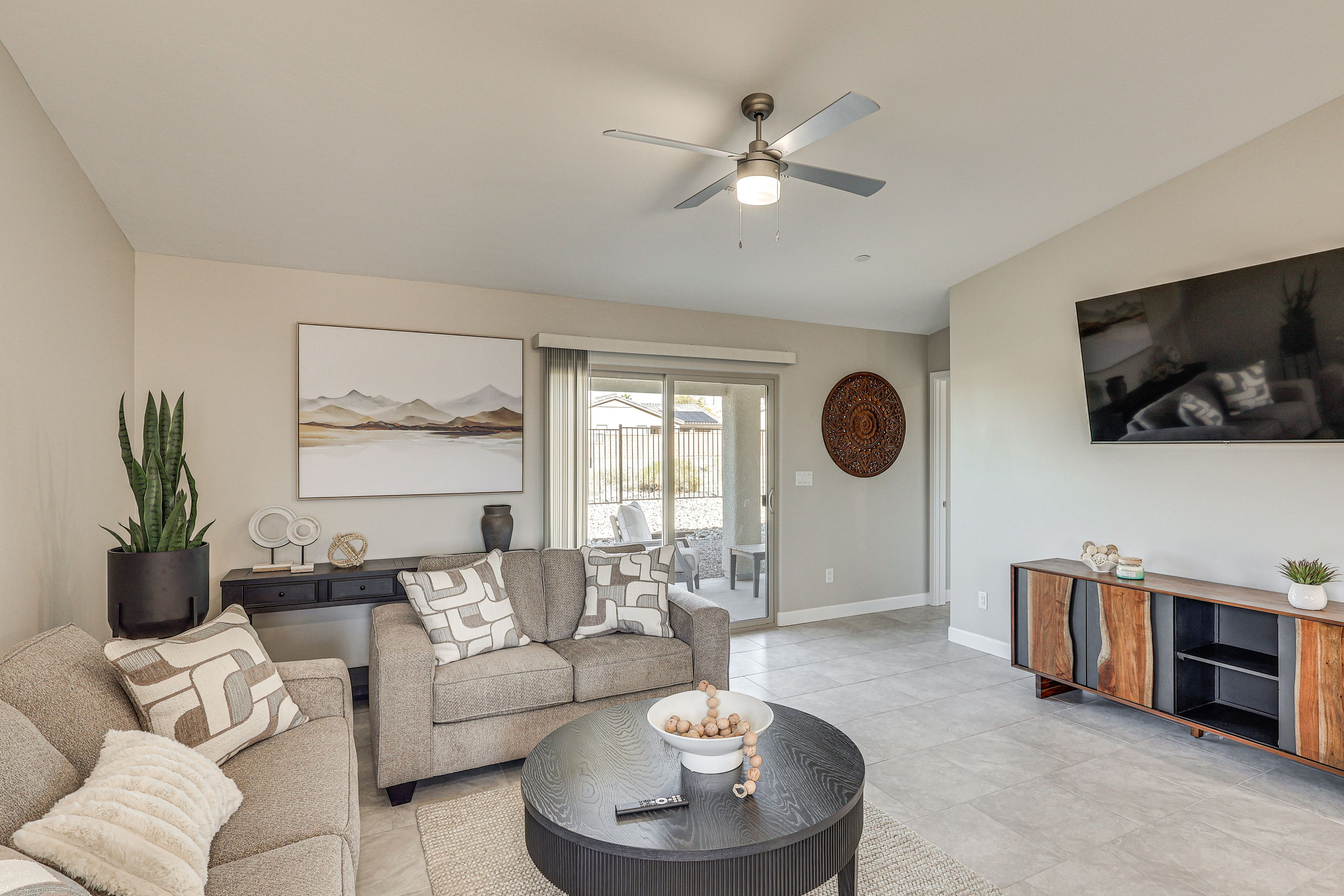 Living Room | Central Heating & Air Conditioning | Flat-Screen TV