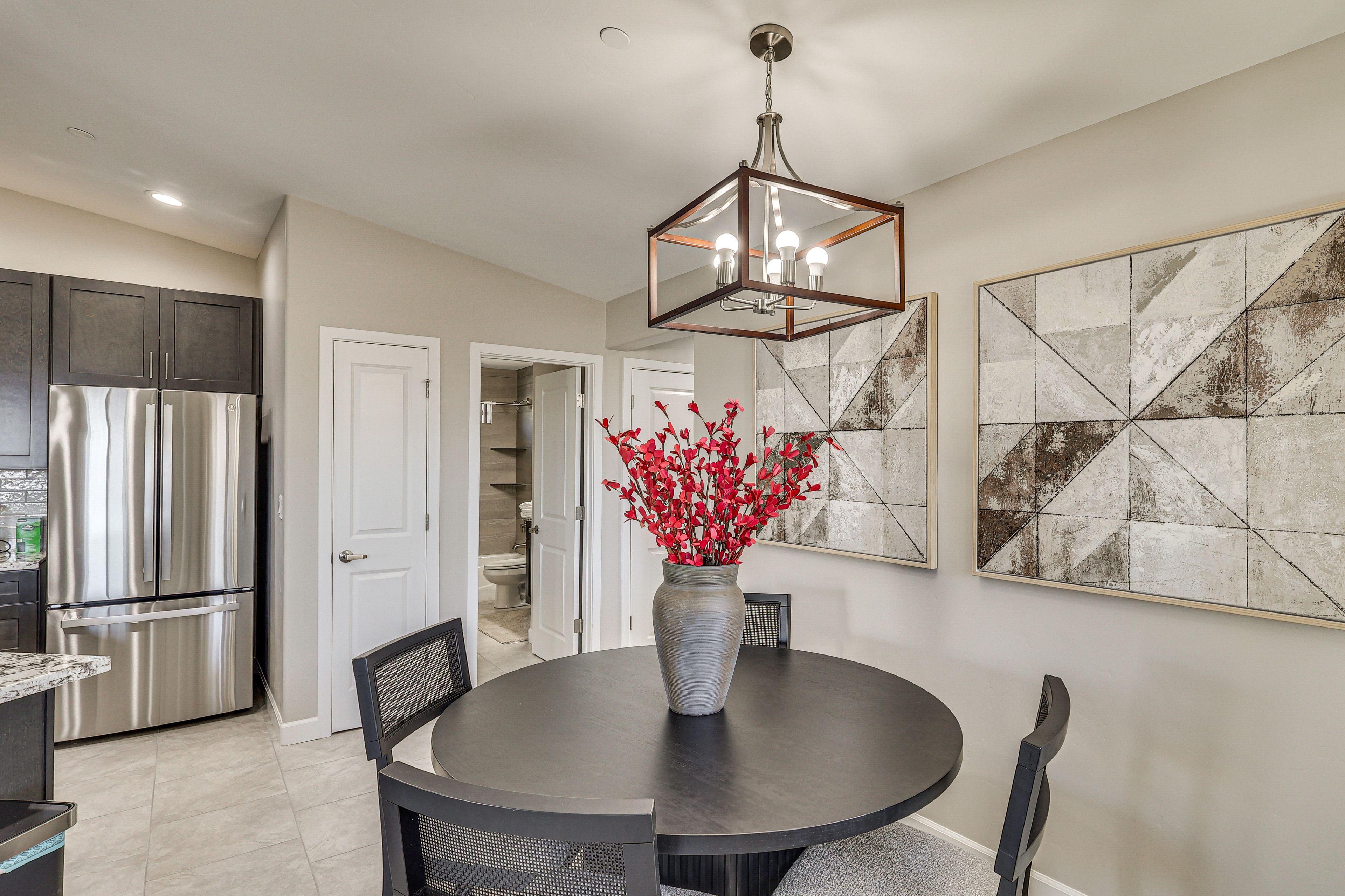 Dining Area | Dining Table | Dishware/Flatware