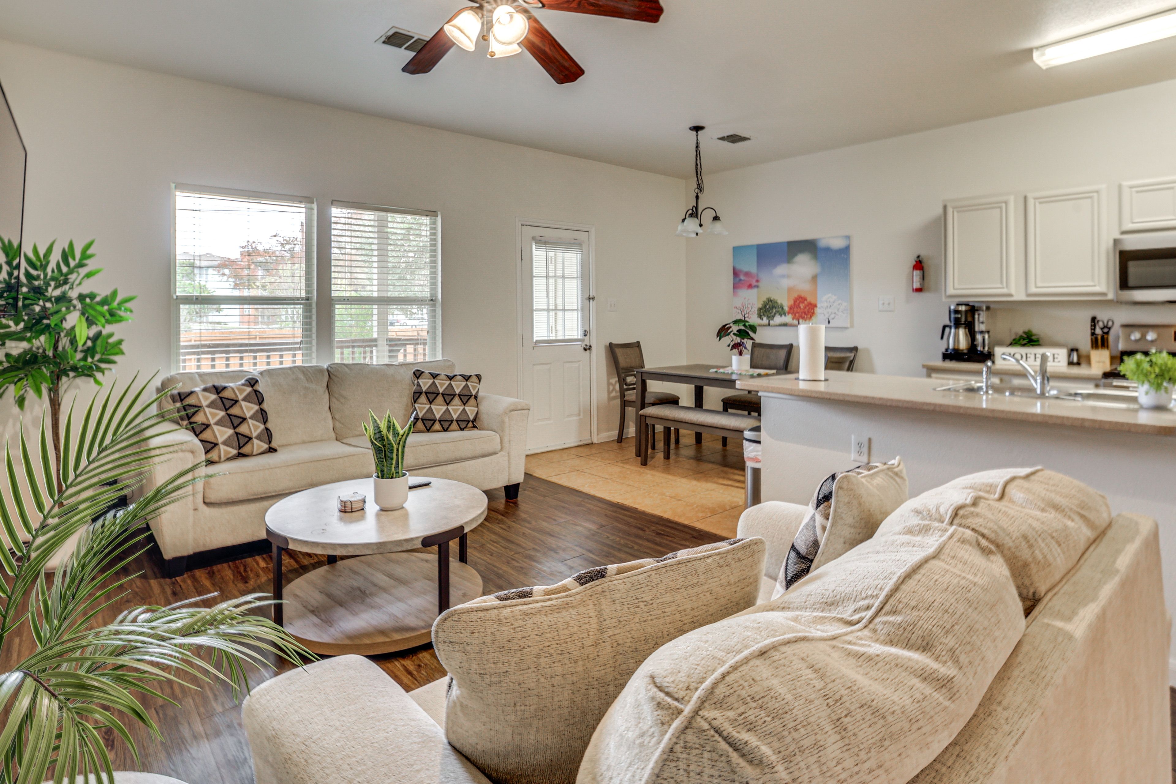 San Antonio Vacation Rental | 4BR | 3BA | 1,528 Sq Ft | 2 Steps to Enter