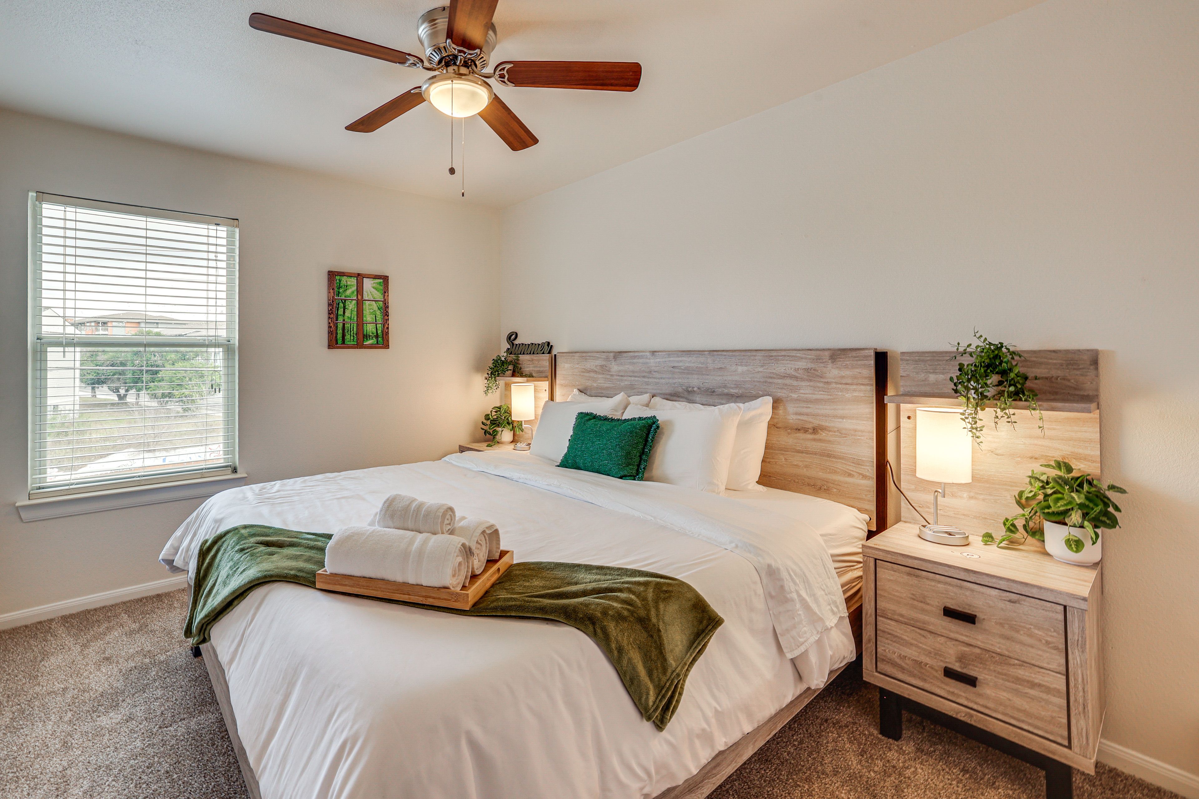 Bedroom 4 | Queen Bed | 2nd Floor