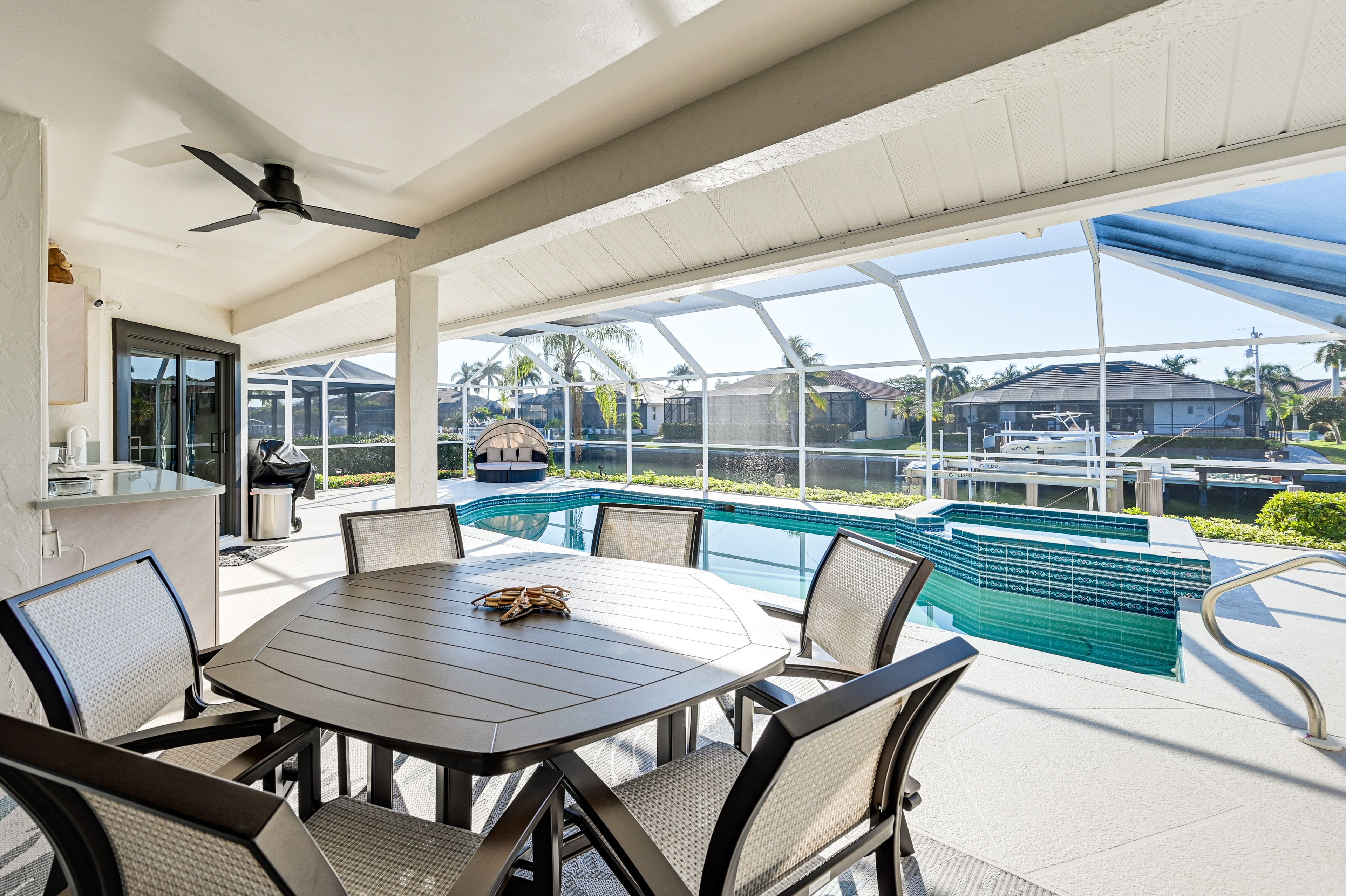 Covered Patio | Outdoor Kitchen