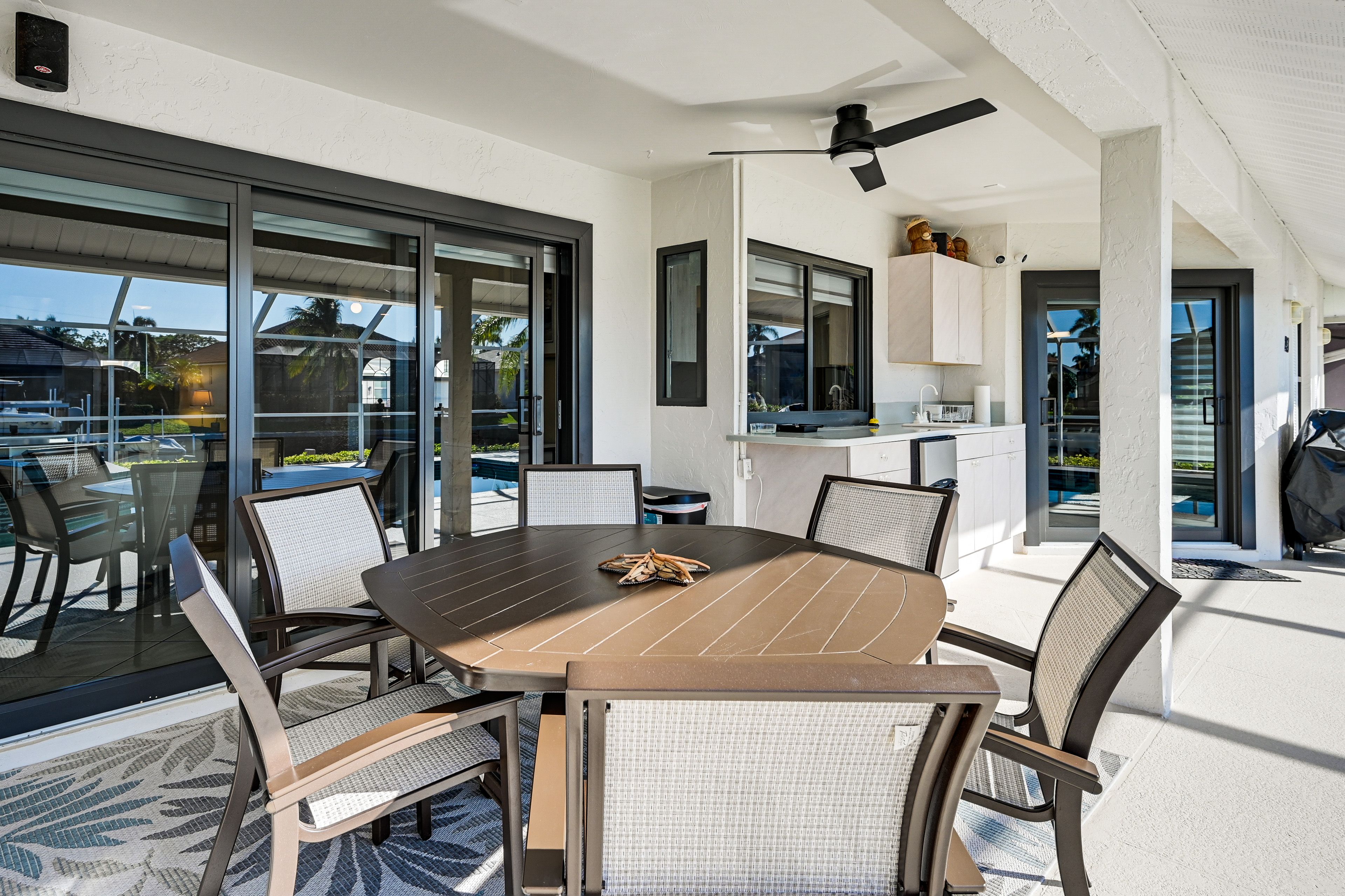 Covered Patio | Gas Grill | Outdoor Dining