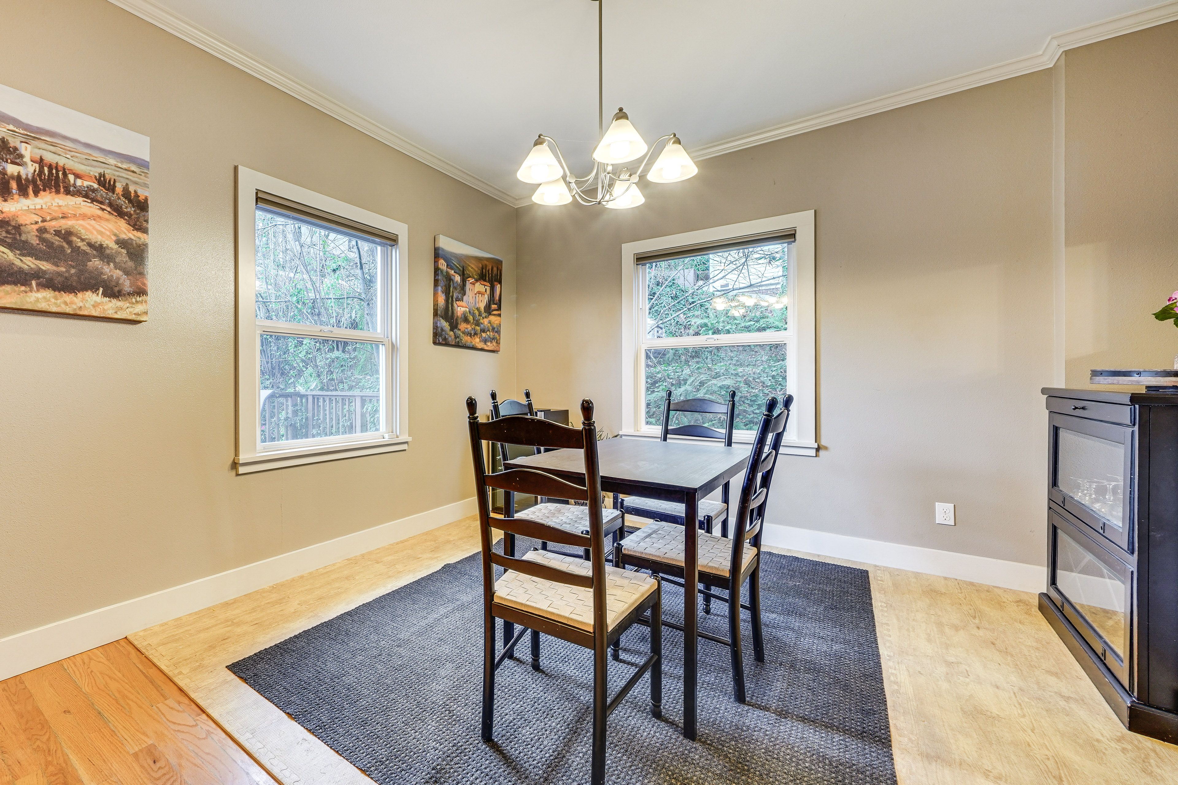 Dining Table | Dishware/Flatware | 1st Floor