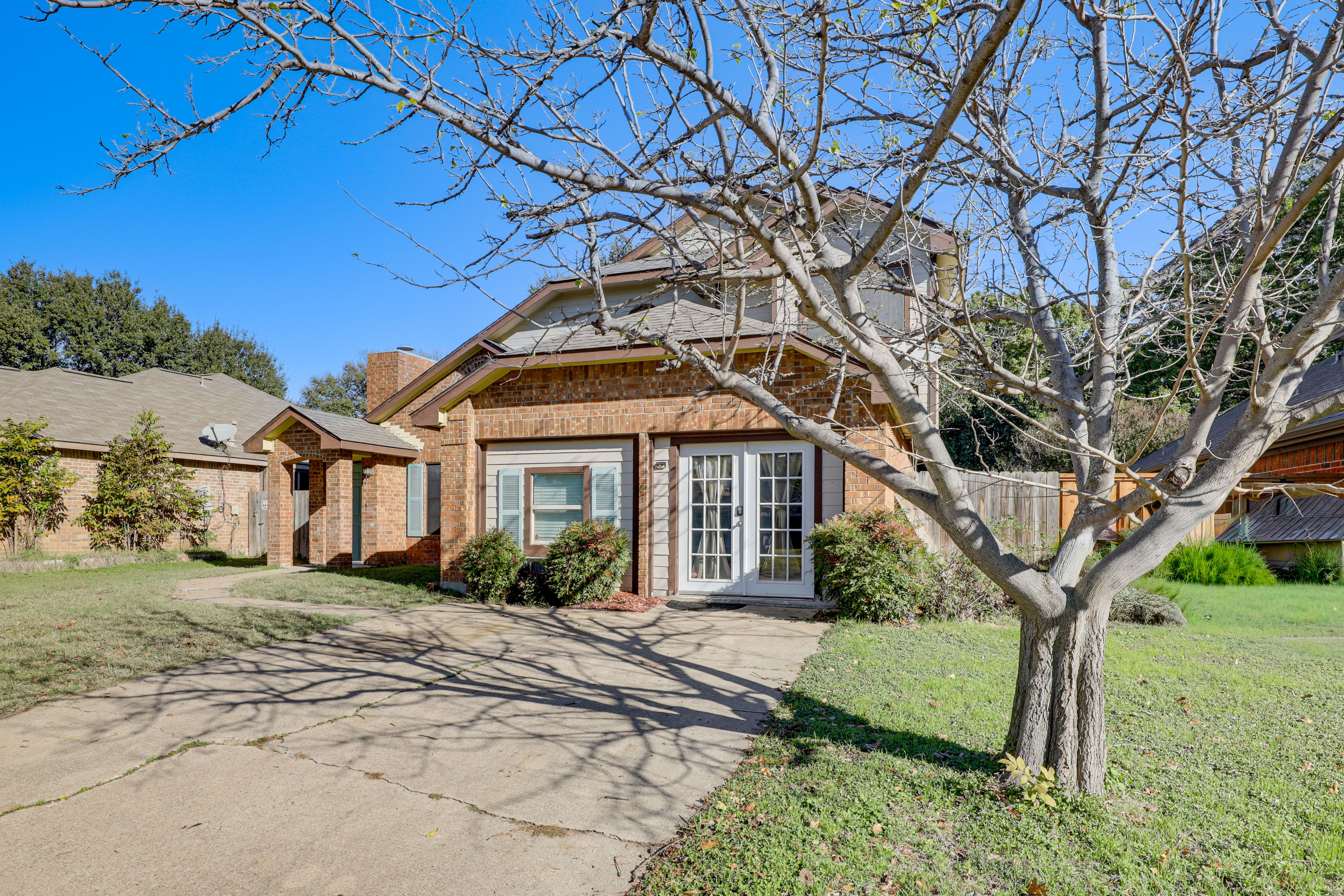 Parking | Driveway (1 Vehicle)