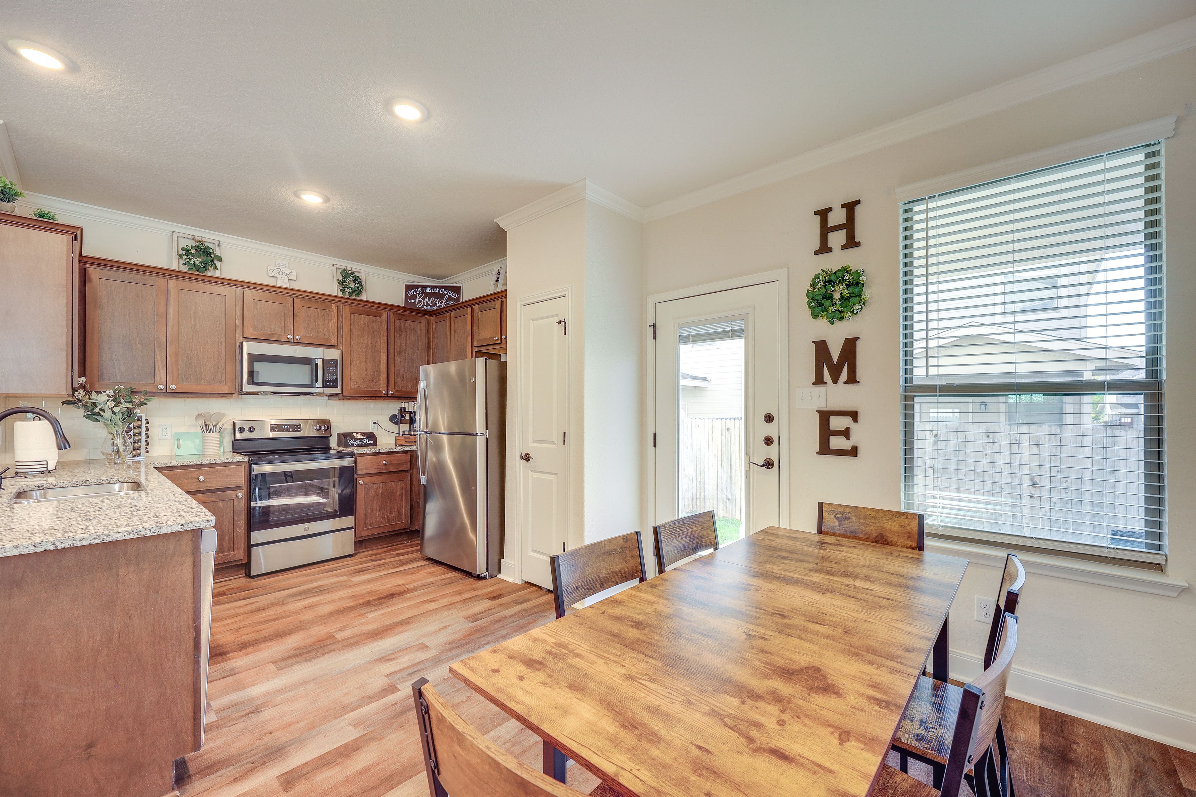 Dining Area | 1st Floor