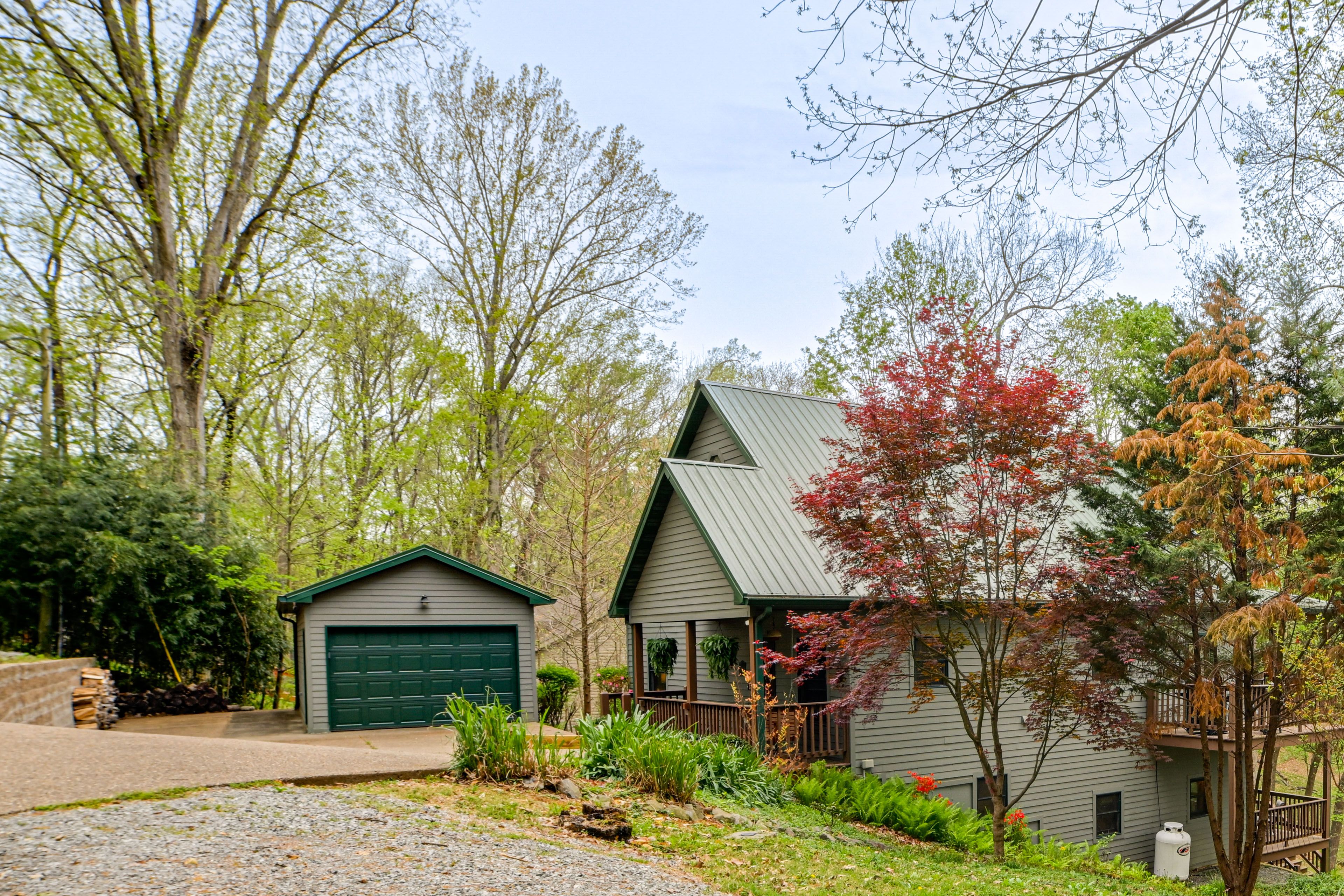 Property Exterior | Furnished Decks