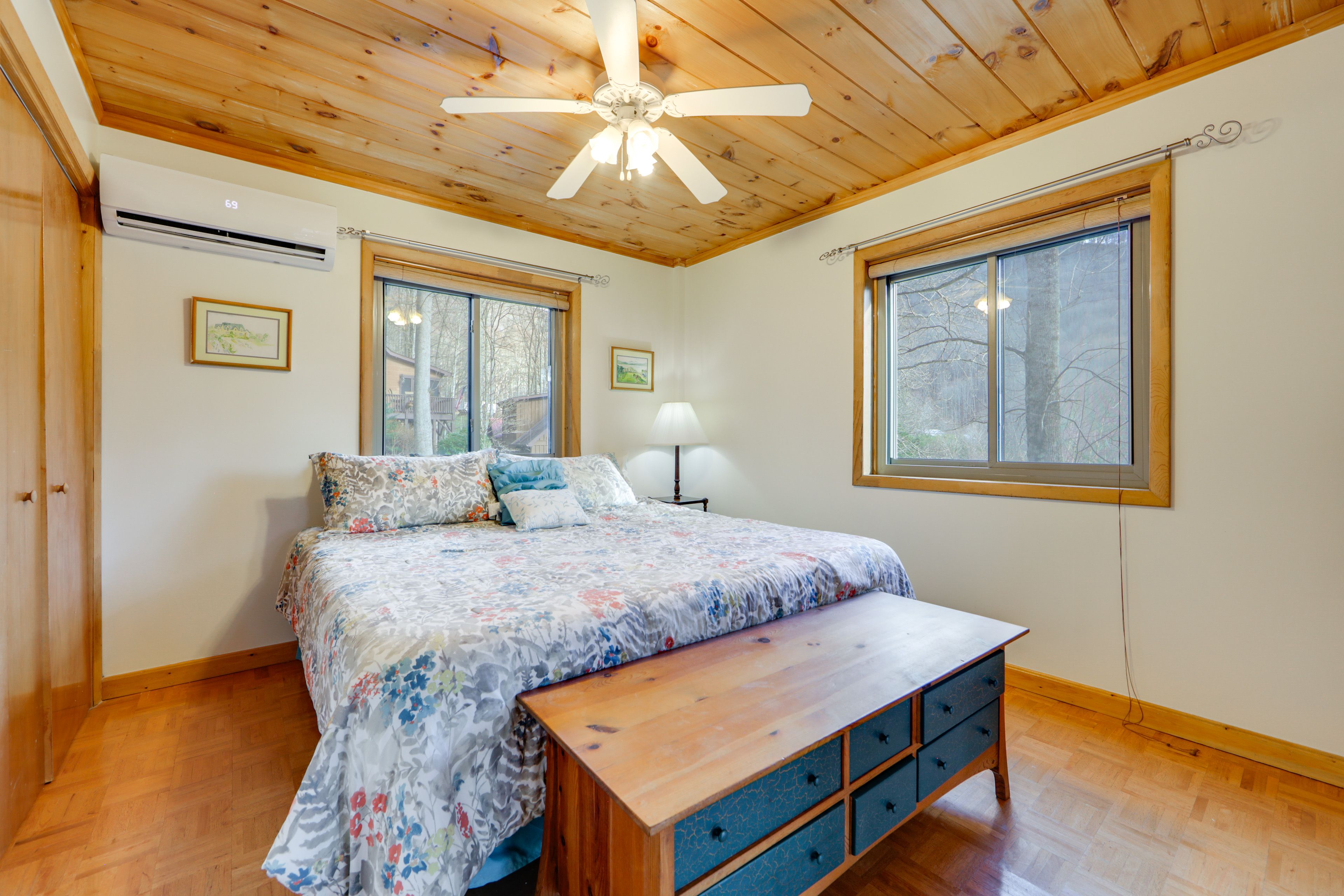 Bedroom 3 | Queen Bed | Lower Floor