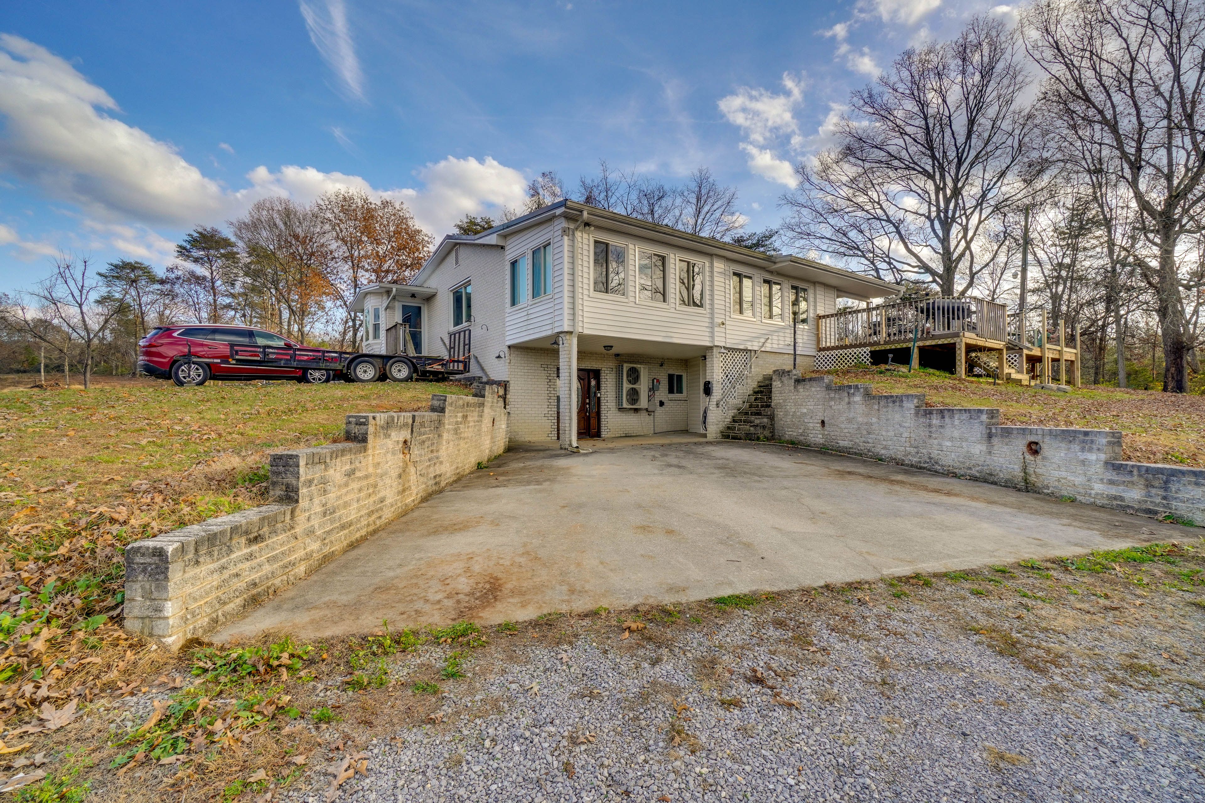 Parking | Shared Driveway (2 Vehicles) | Covered Motorcycle Parking | EV Charger