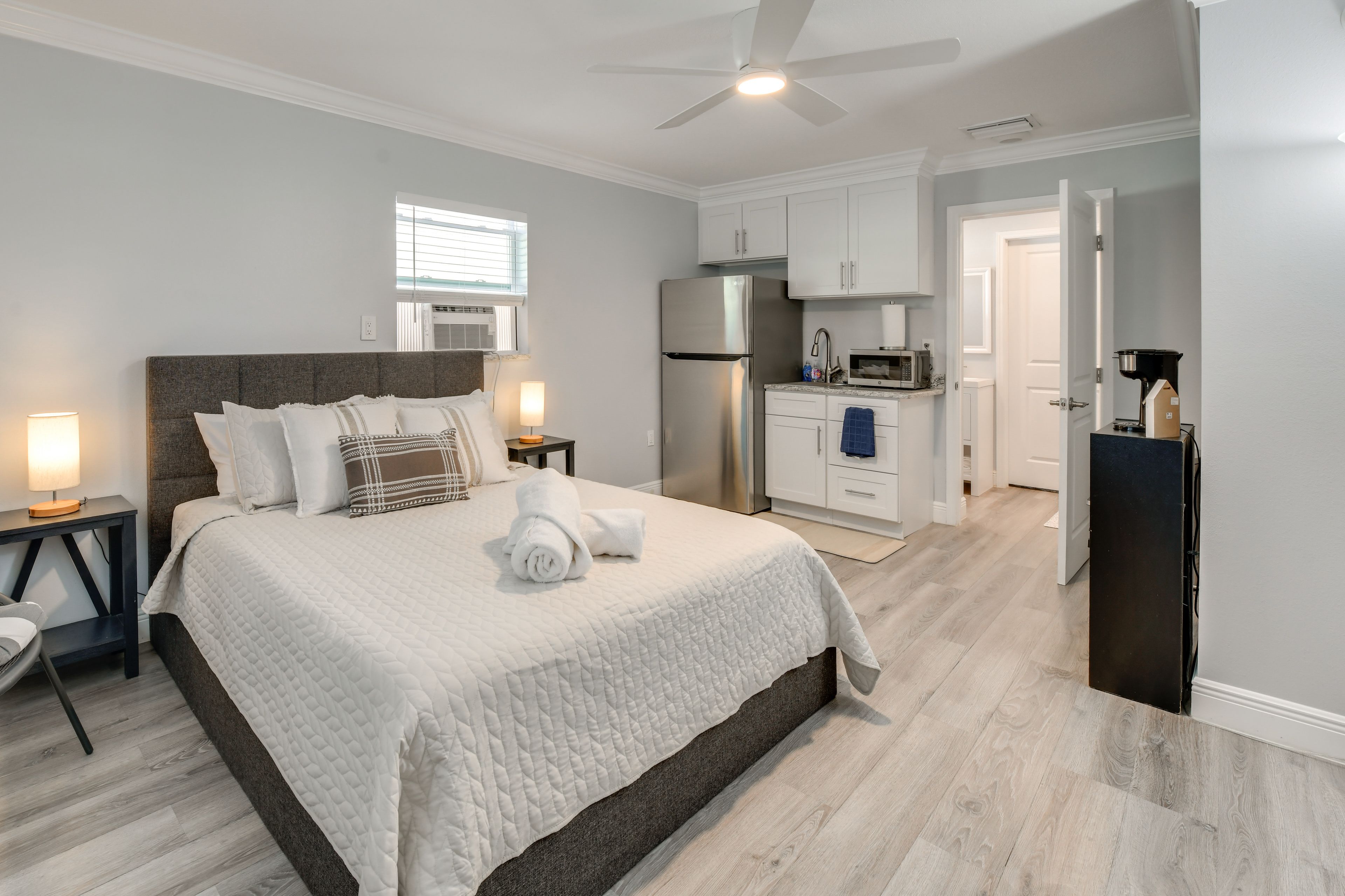 Sarasota Vacation Rental | Studio | 1BA | 300 Sq Ft | Step-Free Entry