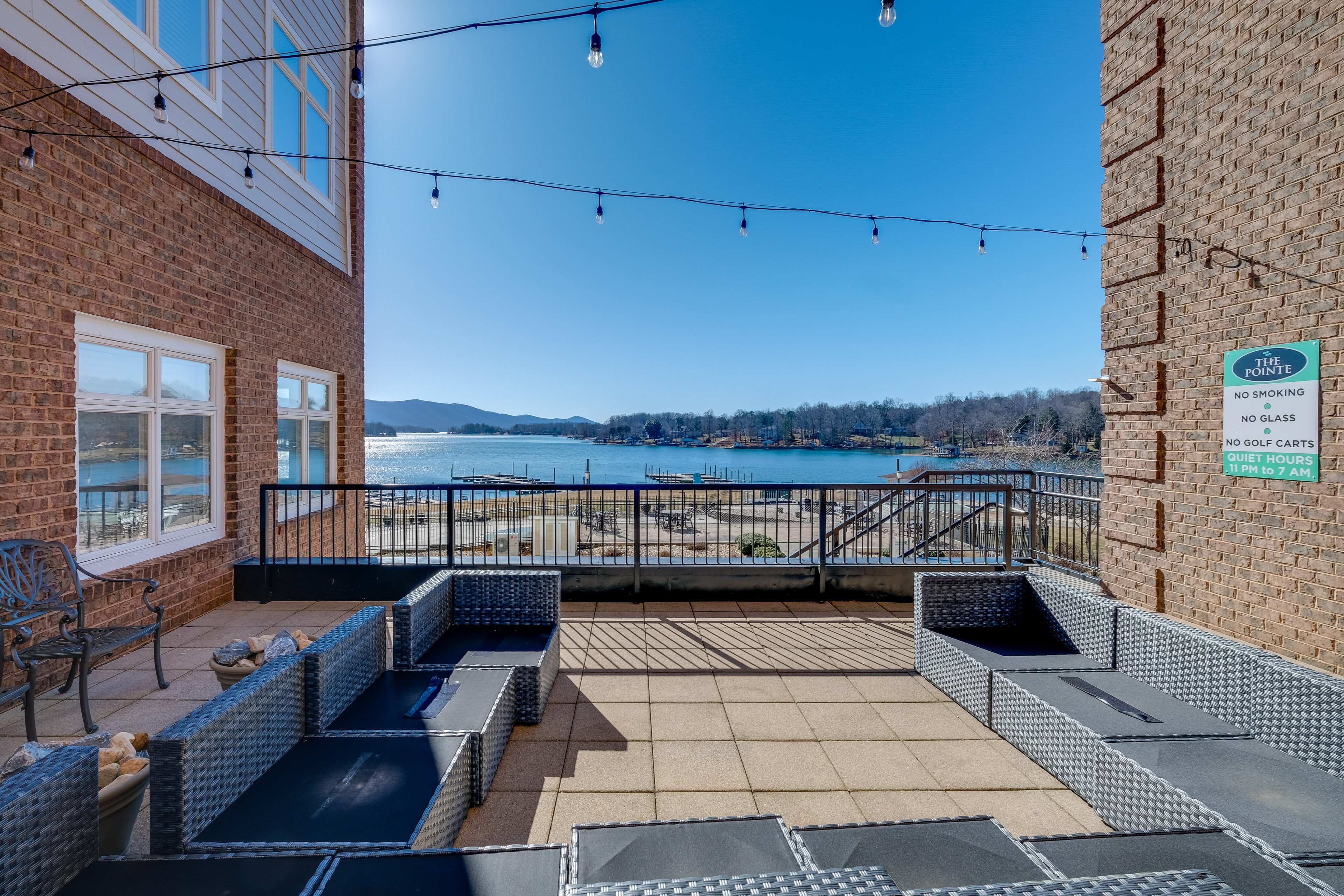 The Pointe at Mariners Landing | Patio