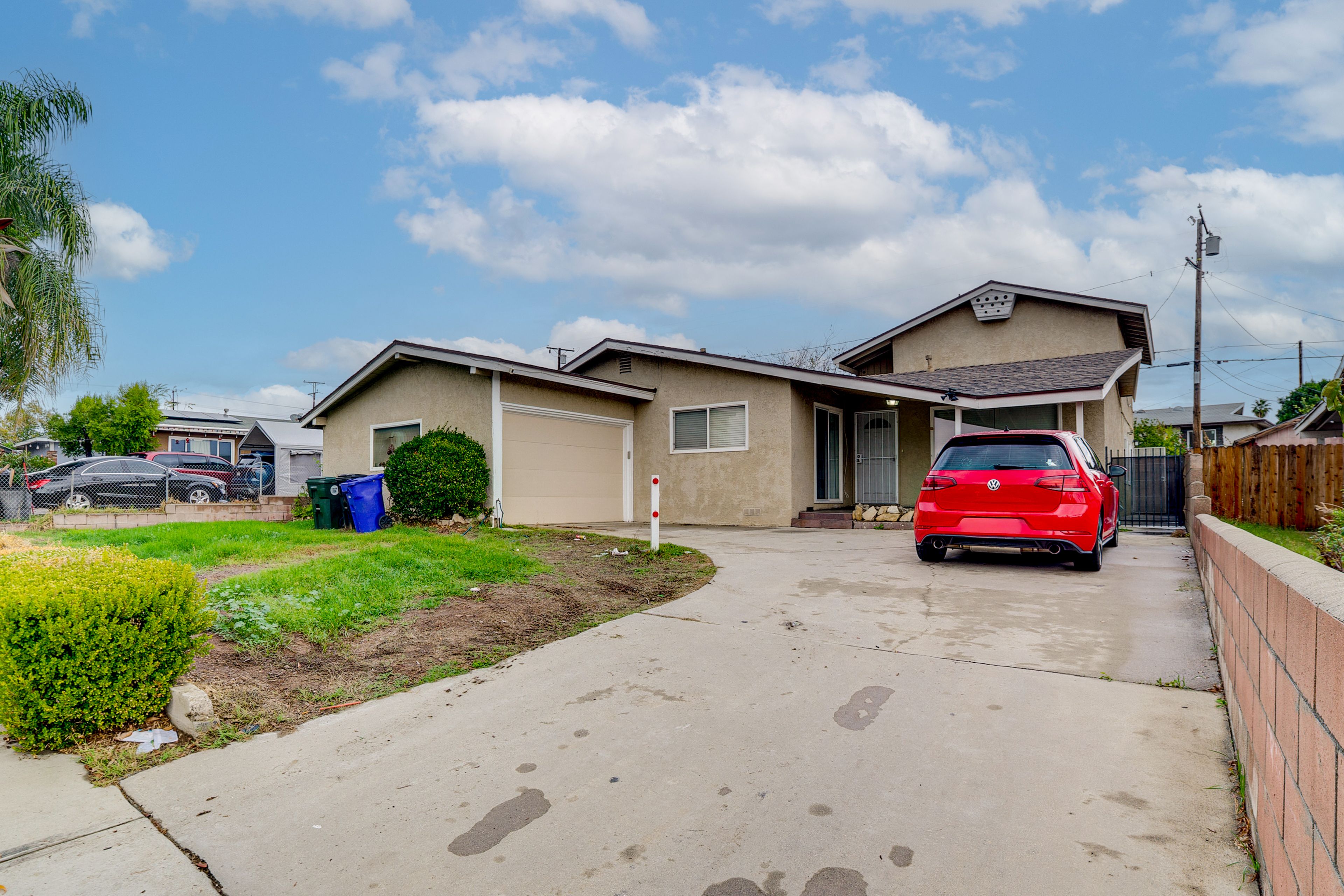 Parking | Shared Driveway (2 Vehicles) | Free Street Parking