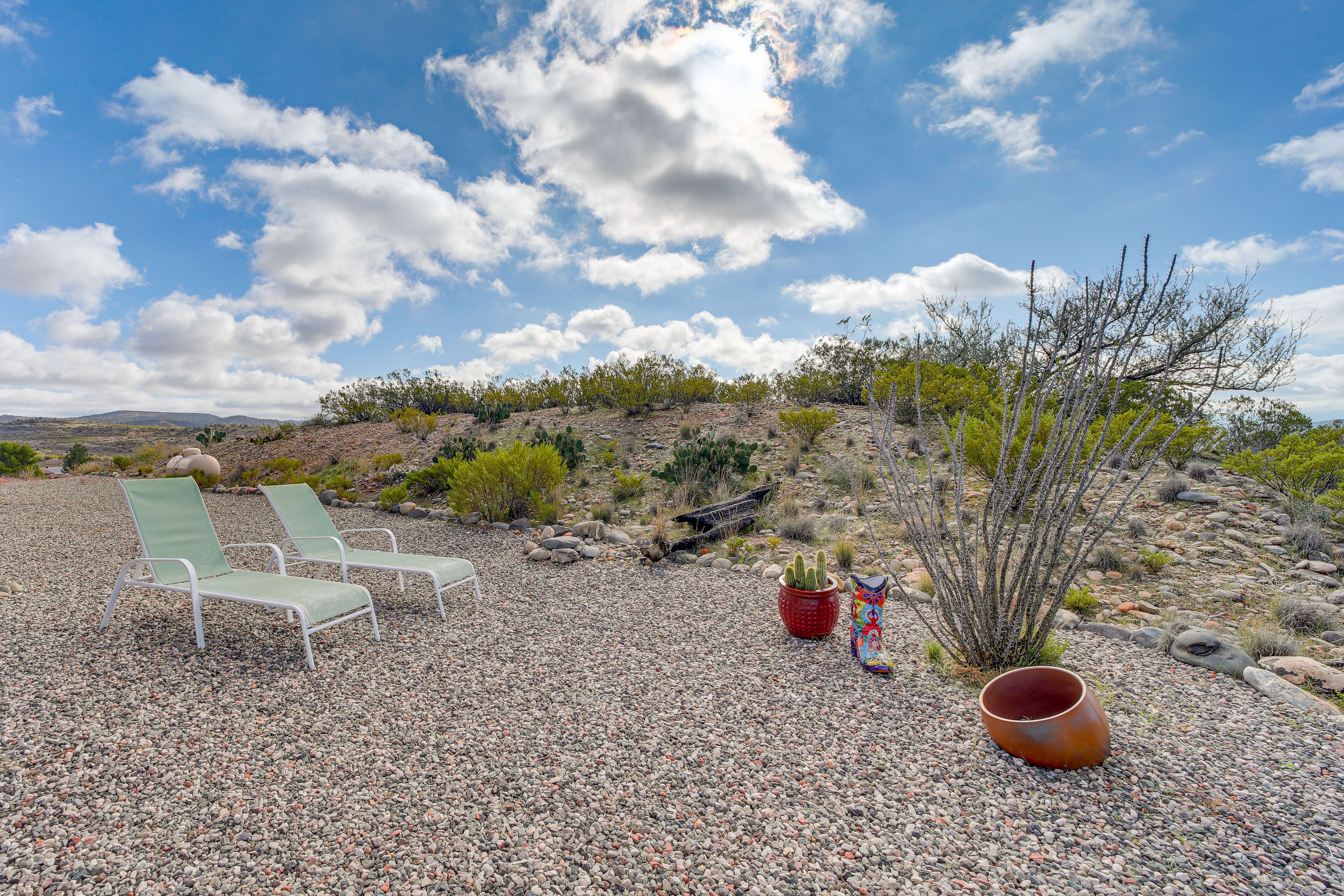 Yard | Lounge Seating