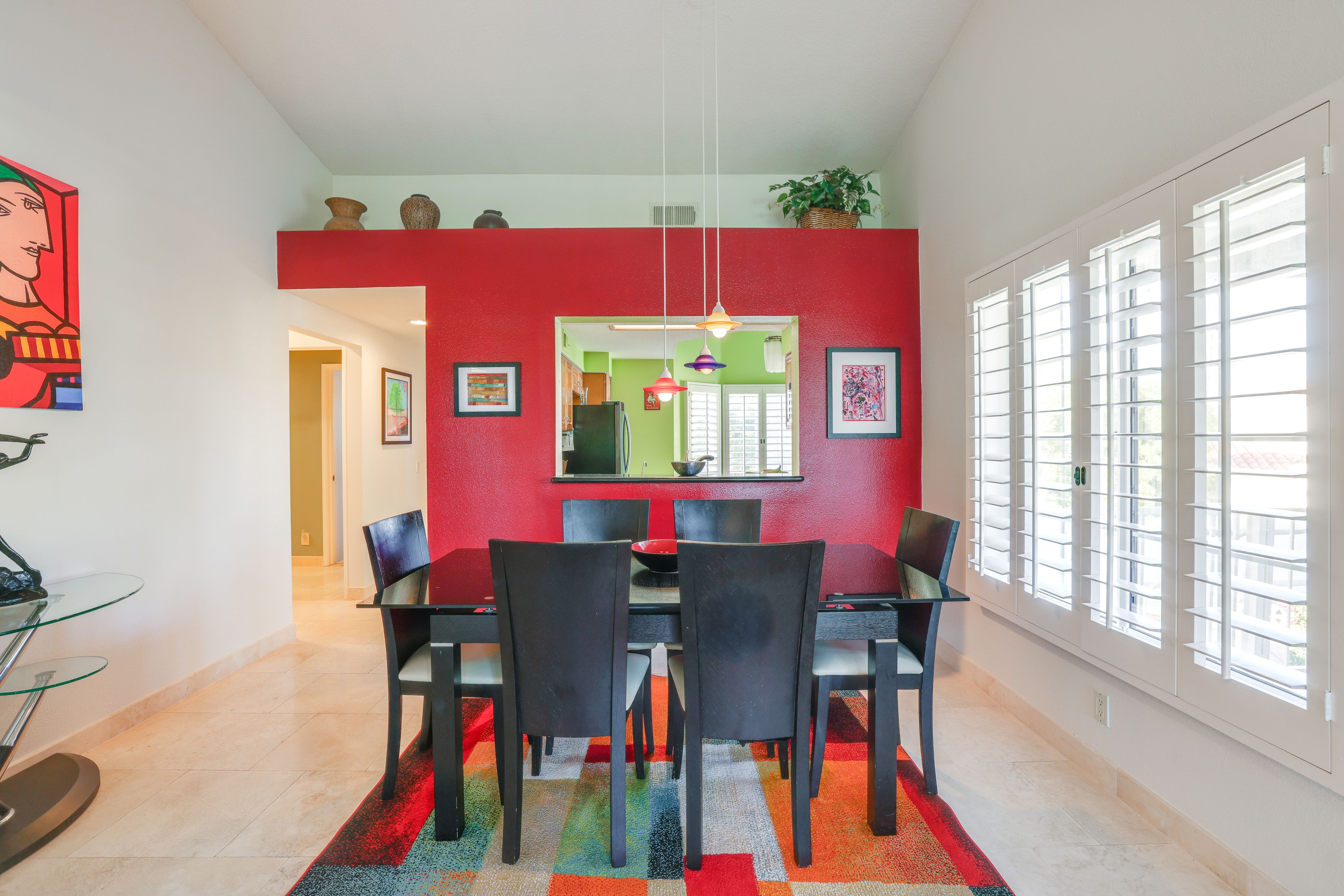 Dining Table | Dishware & Flatware