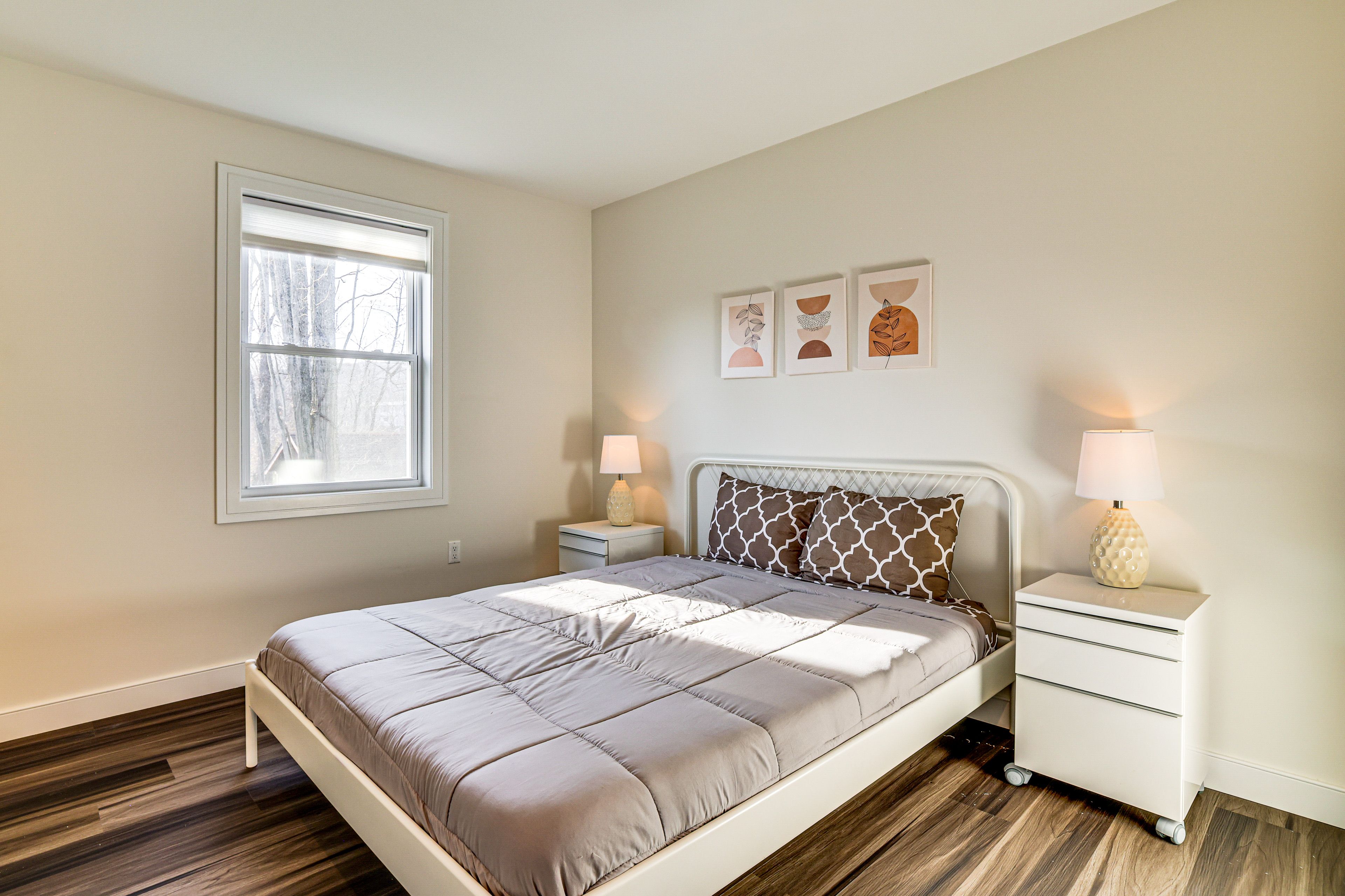 Bedroom 2 | Queen Bed