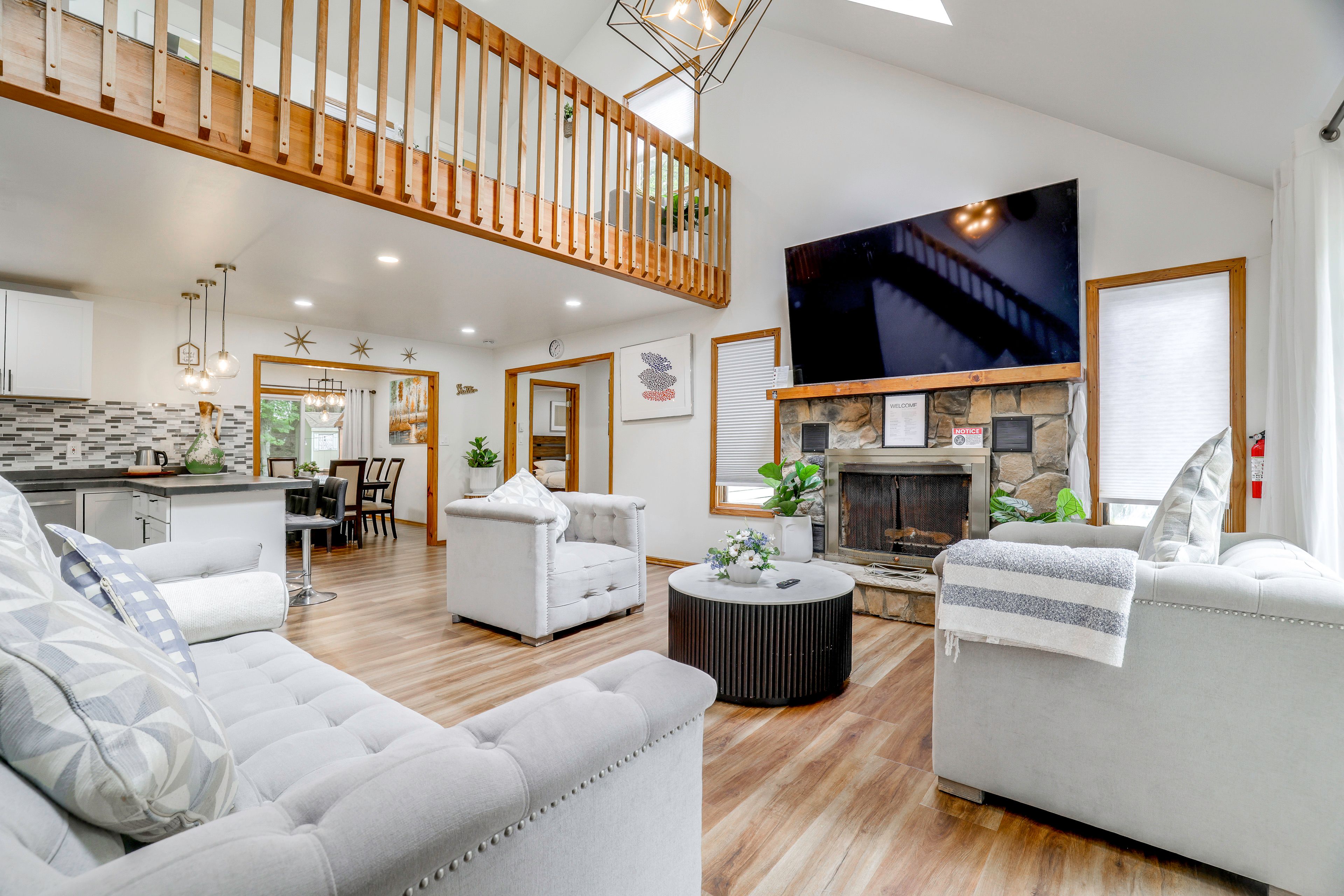 Blakeslee Vacation Rental | 3BR | 3BA | 1,800 Sq Ft