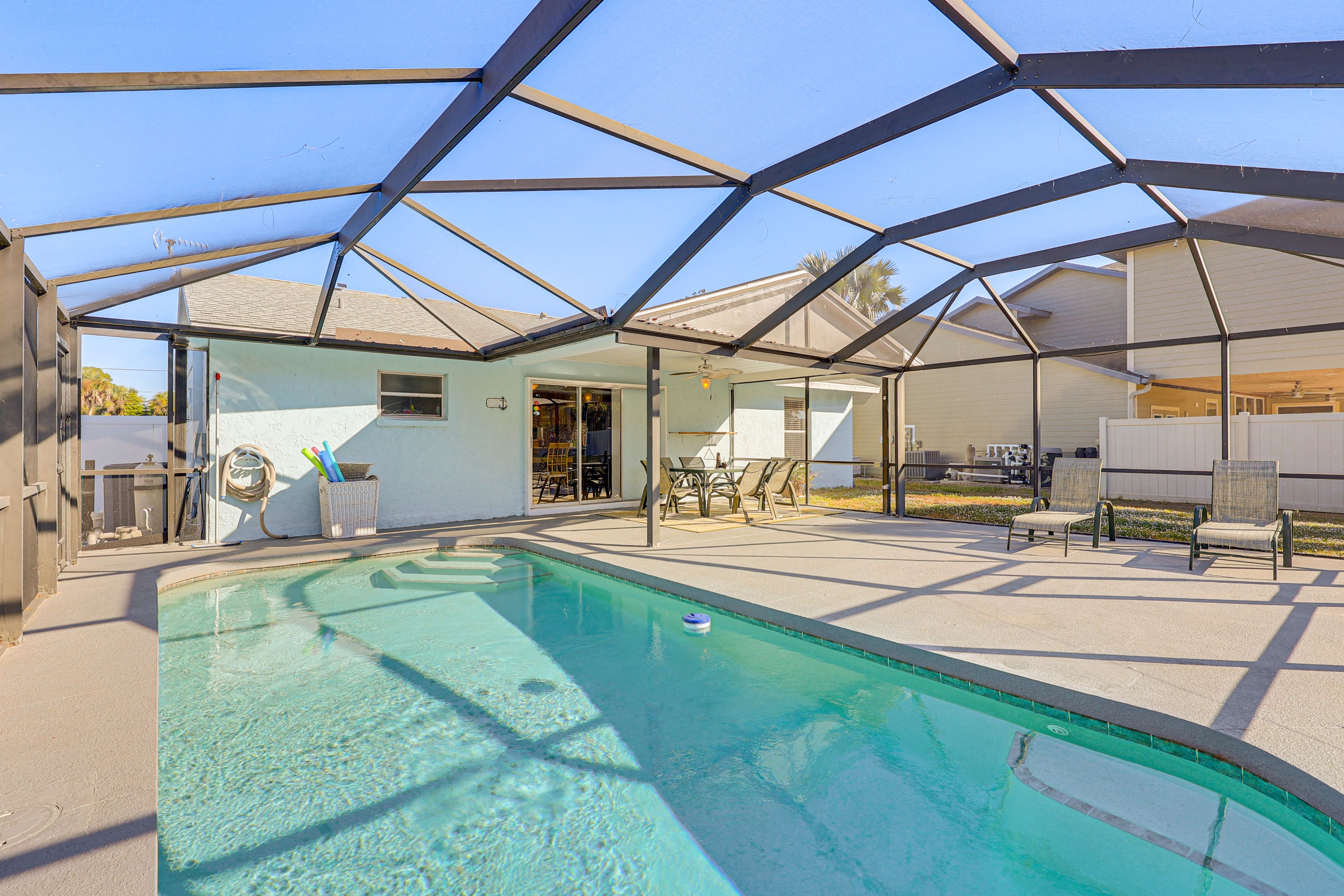 Private Pool (Not Heated)